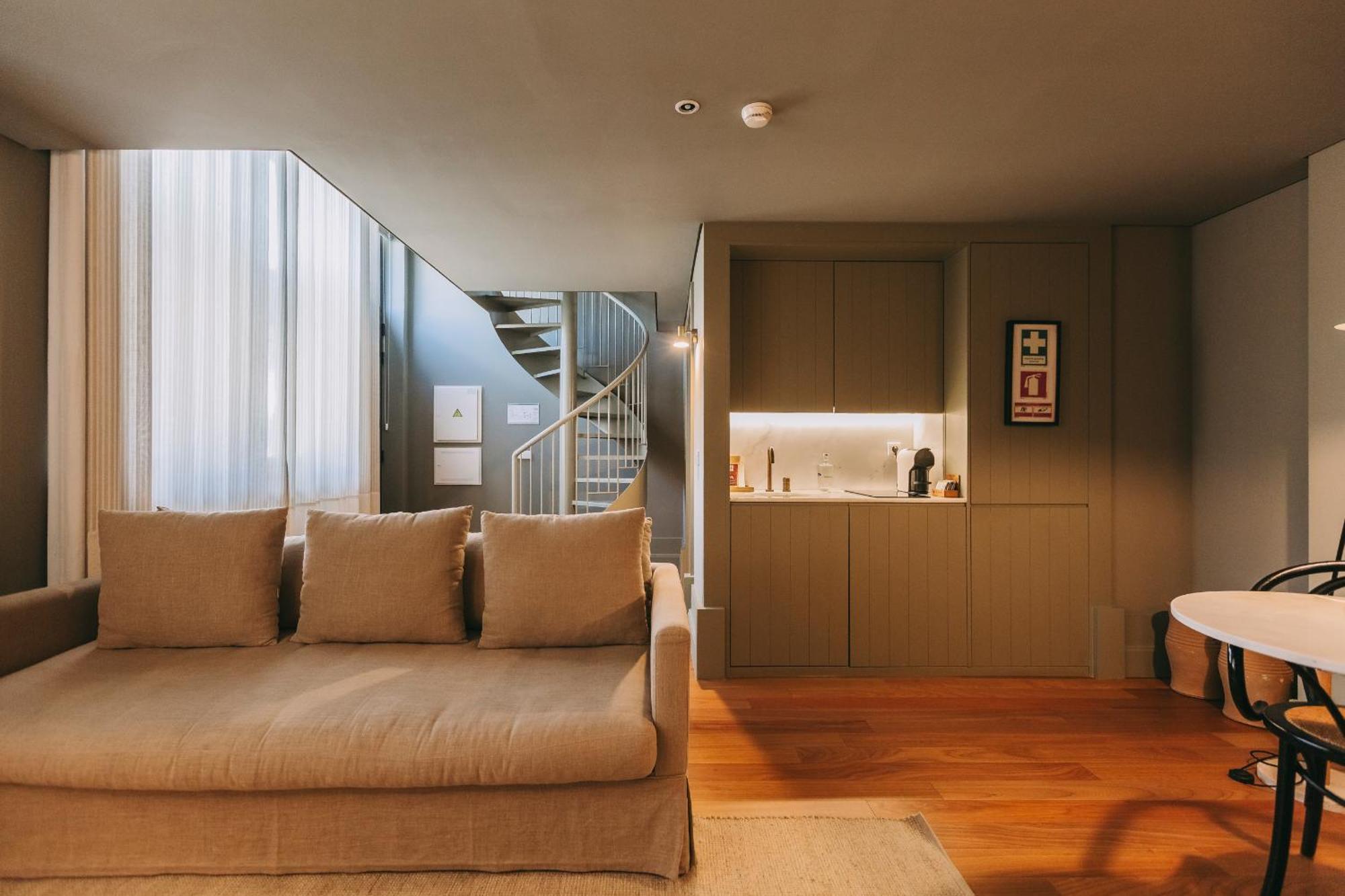 Apartamento con entresuelo