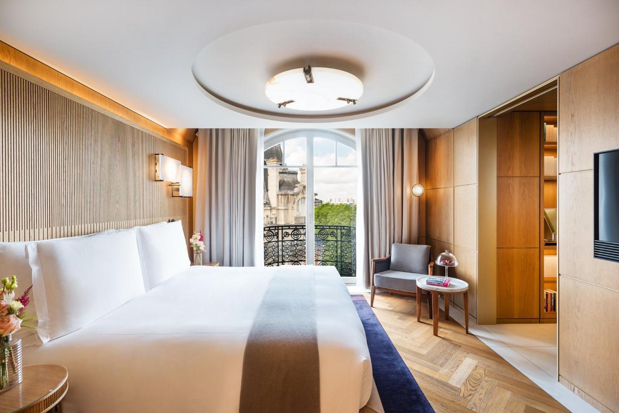 Saint-Germain-des-Pres Suite