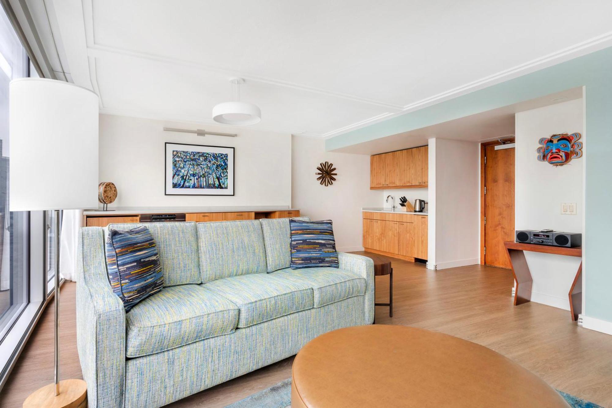 One-Bedroom Suite with Two Bath