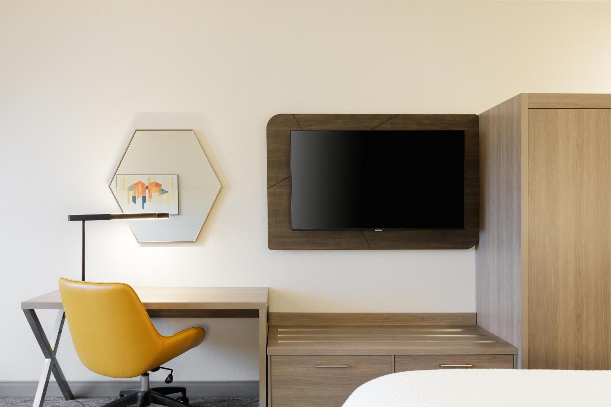 Standard King Room