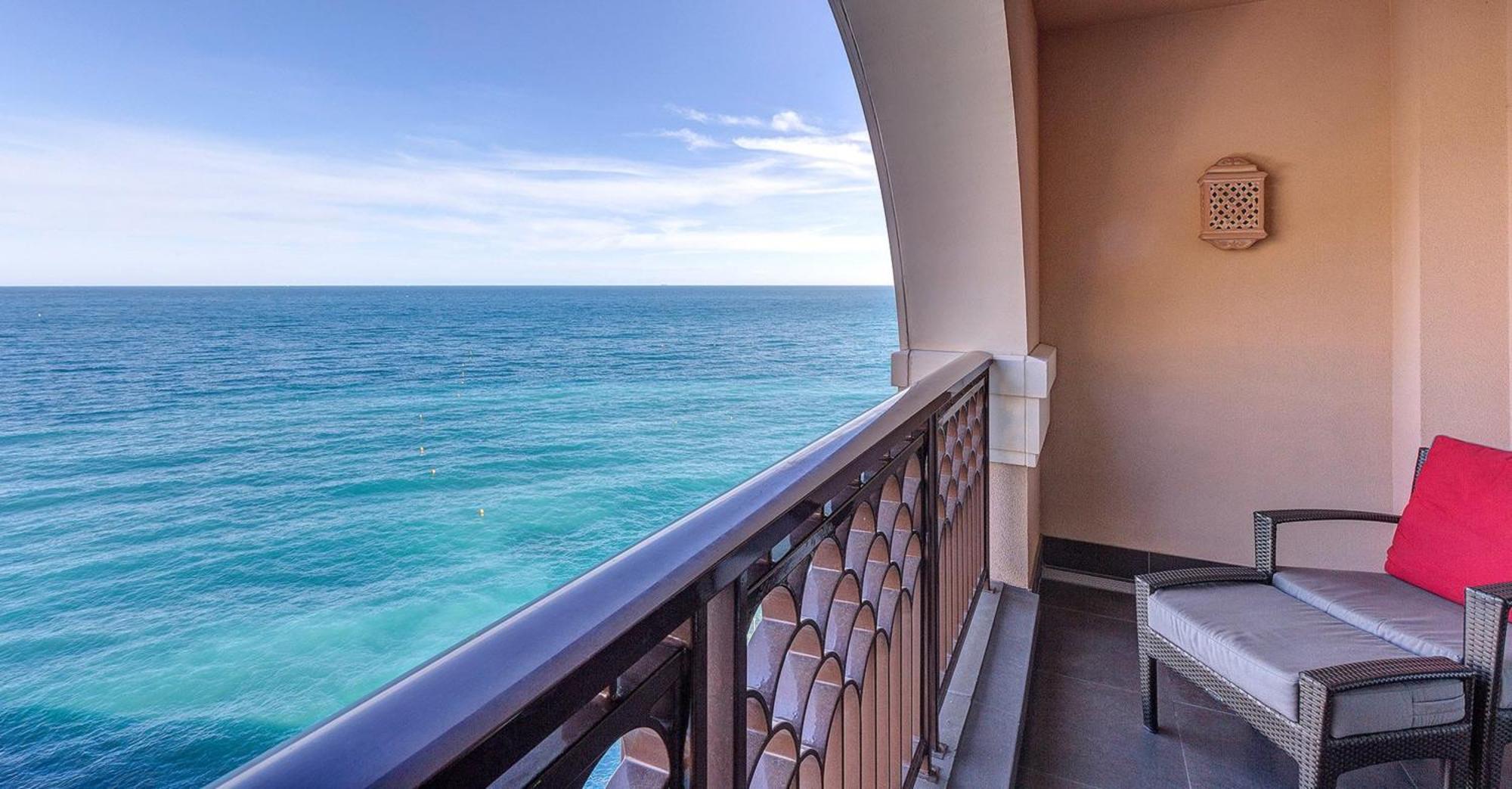 Camera Exclusive con Vista Mare