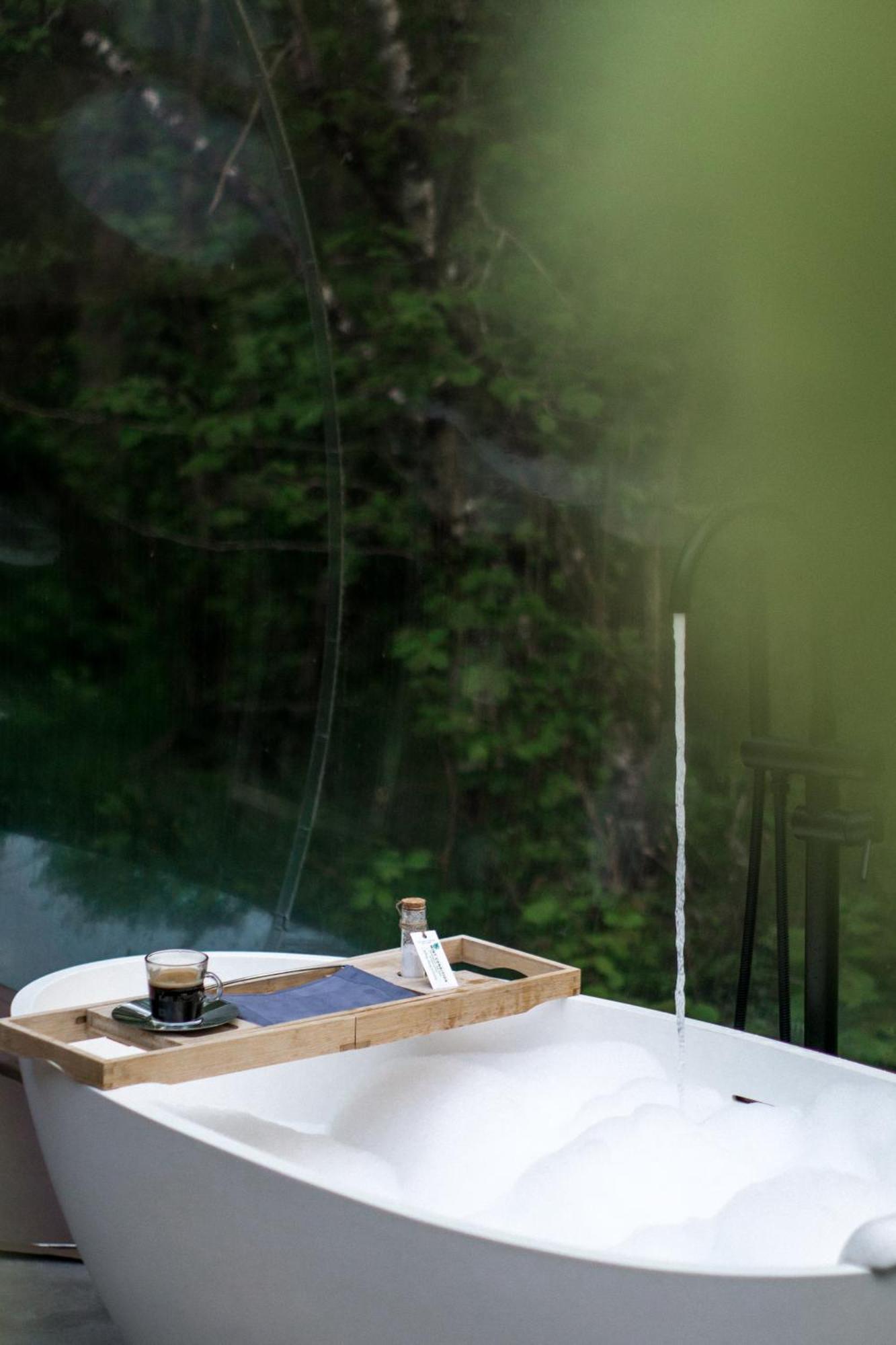 King Room with Spa Bath