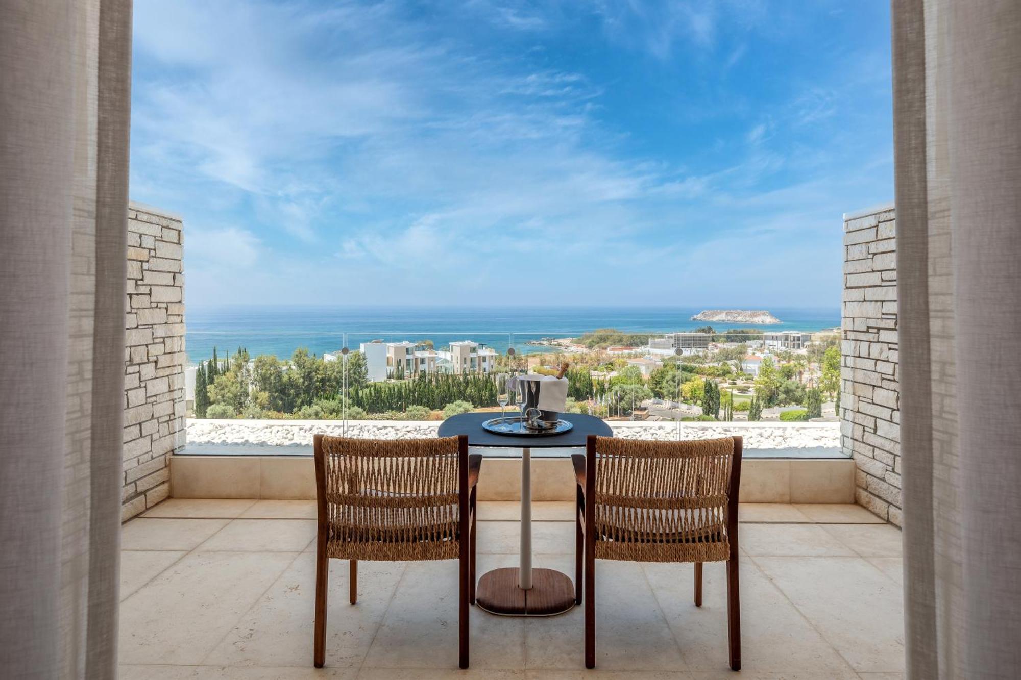 Cap One-Bedroom Suite
