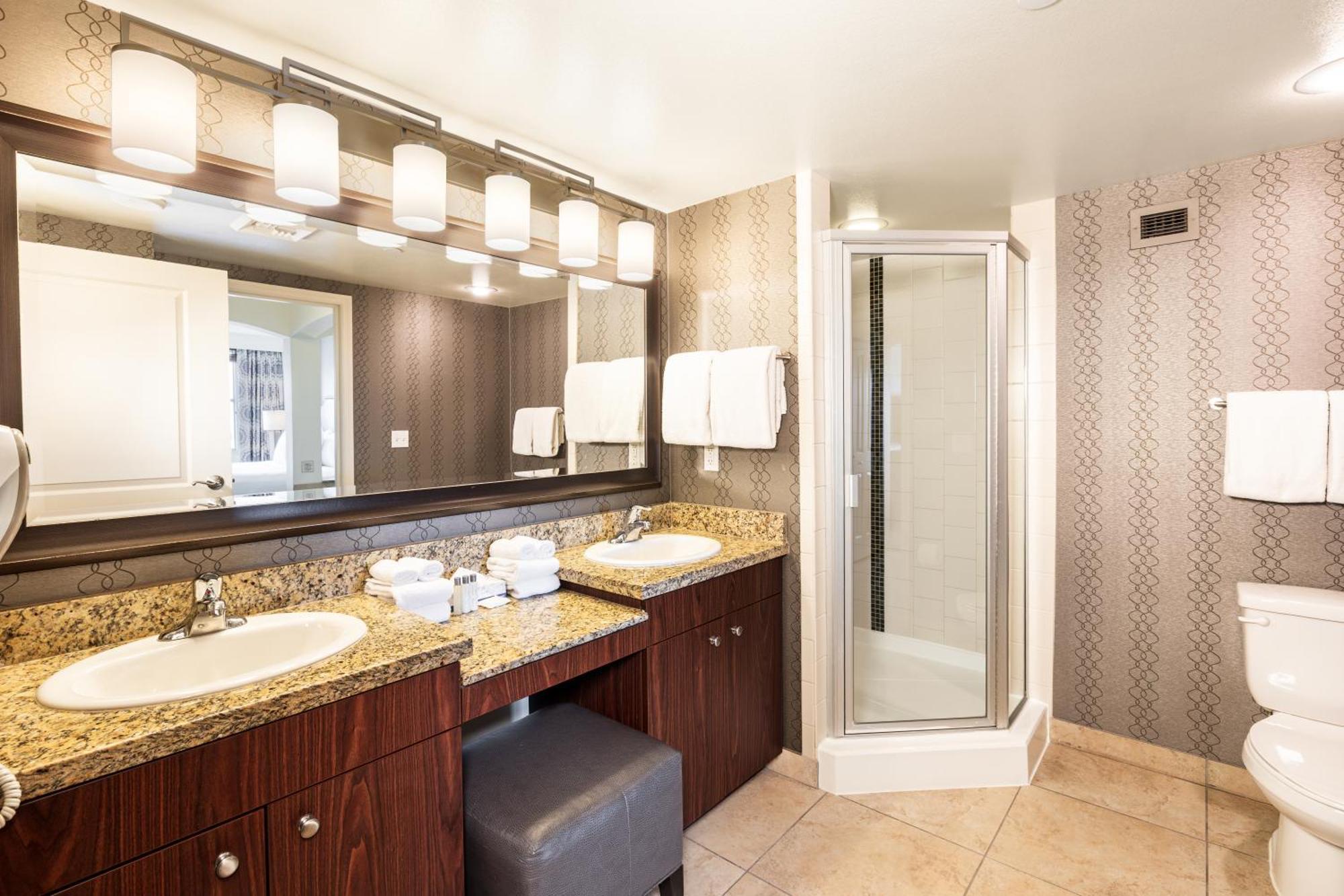 Two-Bedroom Suite