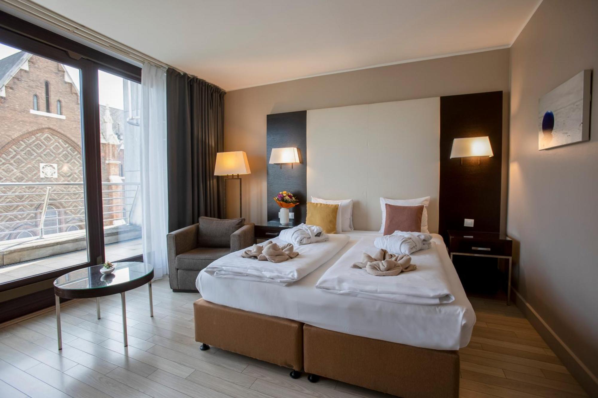 Deluxe Double Room Single use with Balcony