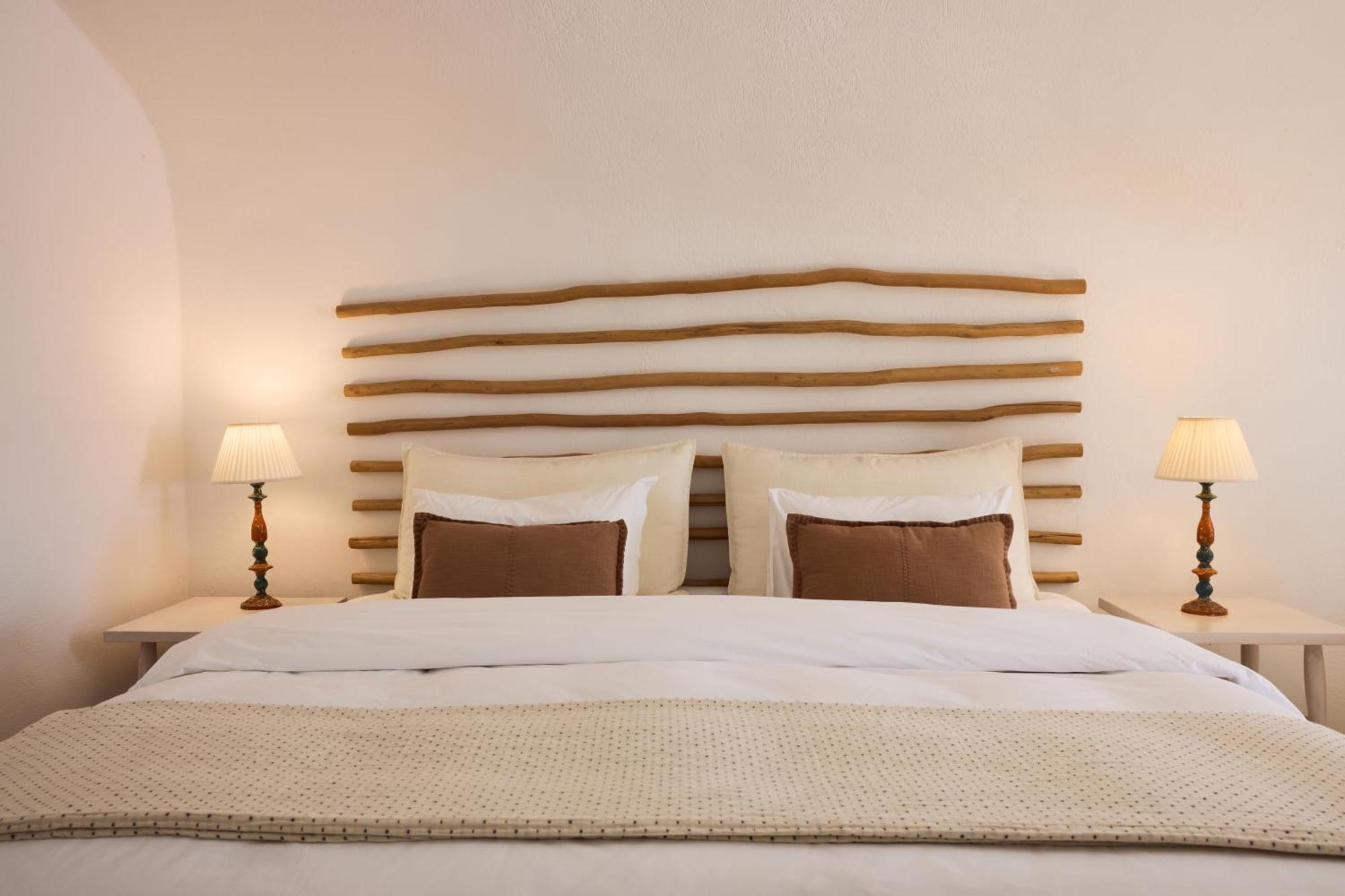 Honeymoon Suite with Sea View and Indoor Jetted Plunge Pool
