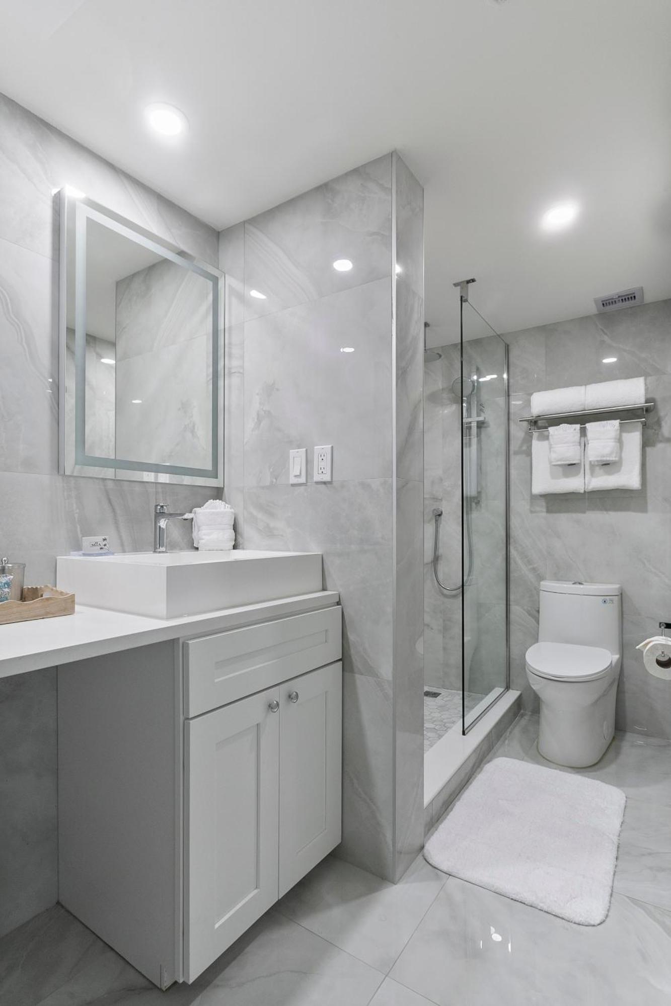 King Suite Ocean View