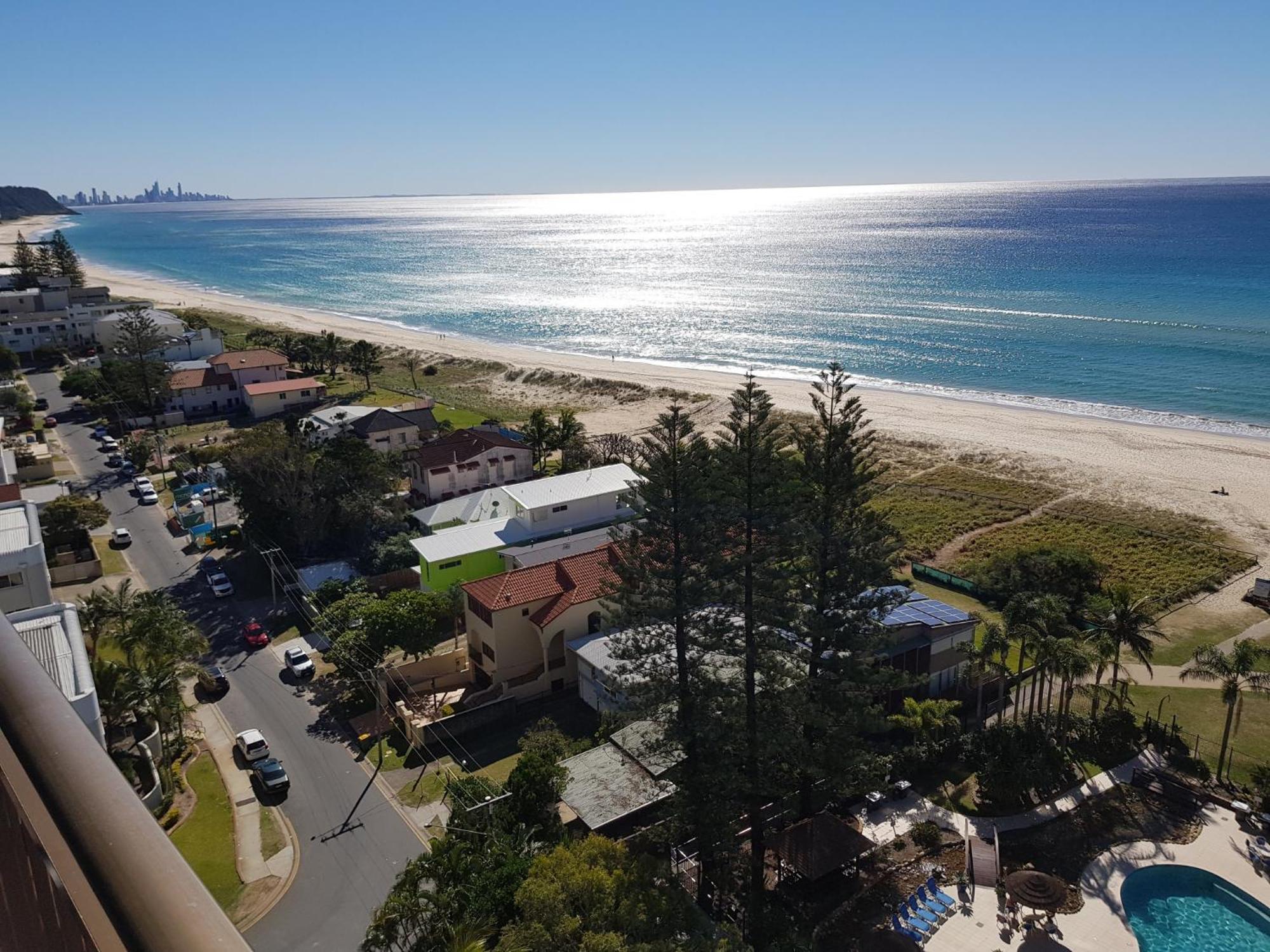 Deluxe Two-Bedroom Apartment with Ocean View