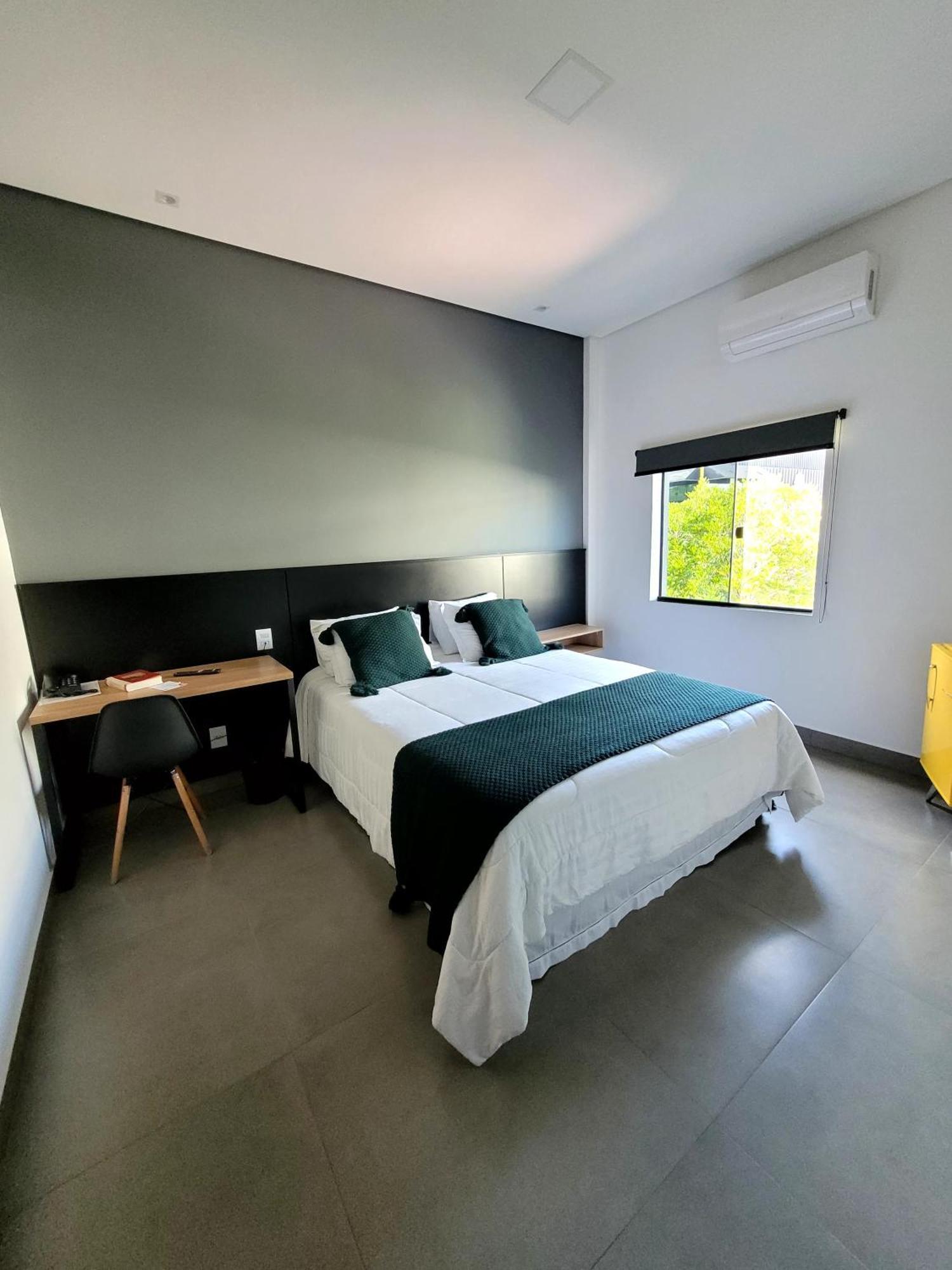 Quarto Deluxe com Cama Queen-size