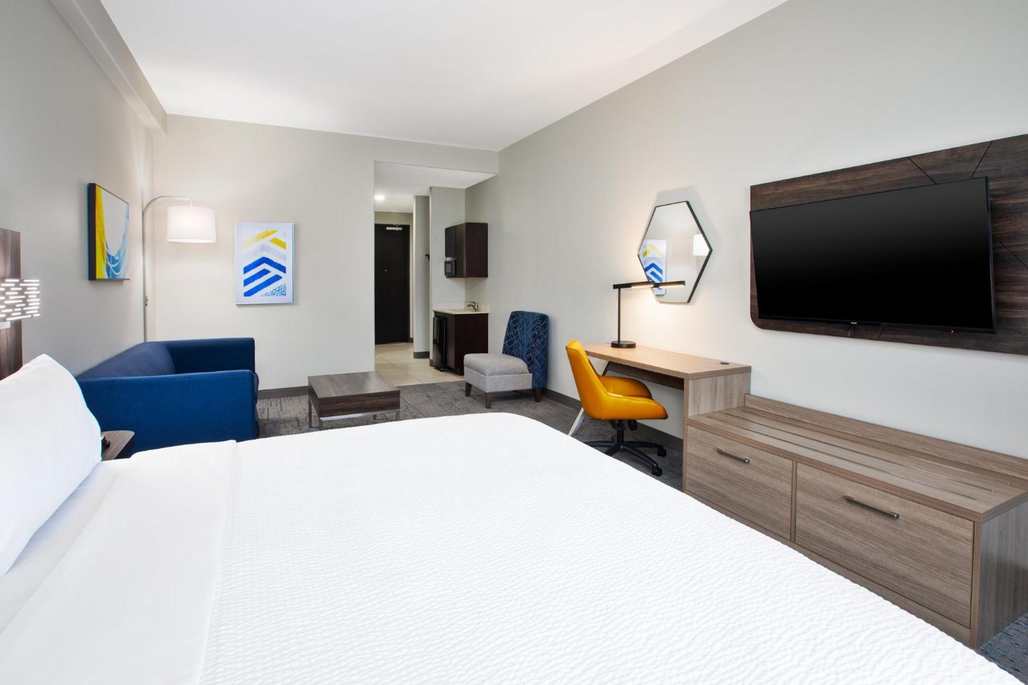King Suite with Spa Bath