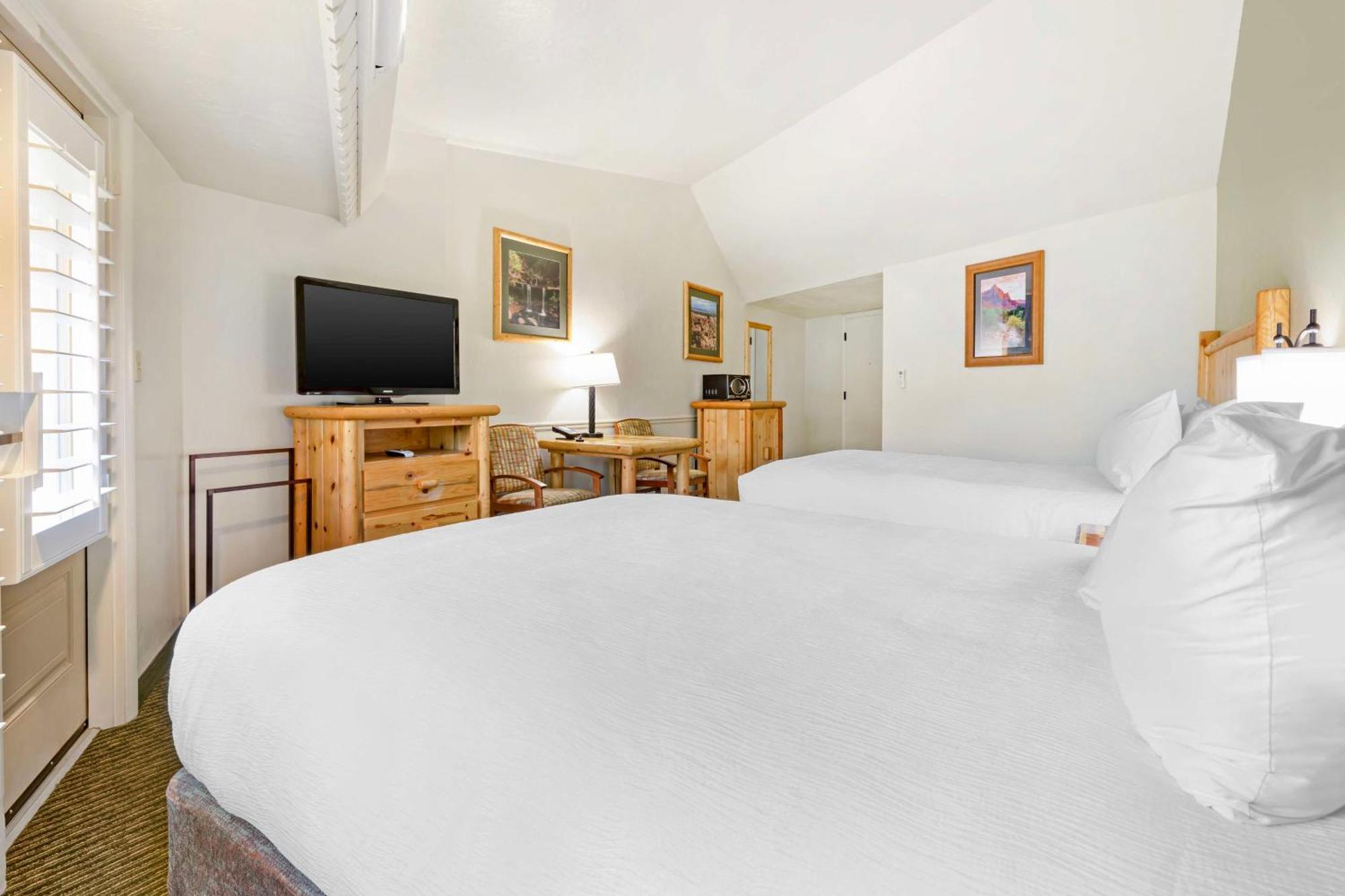 Queen Room with Two Queen Beds