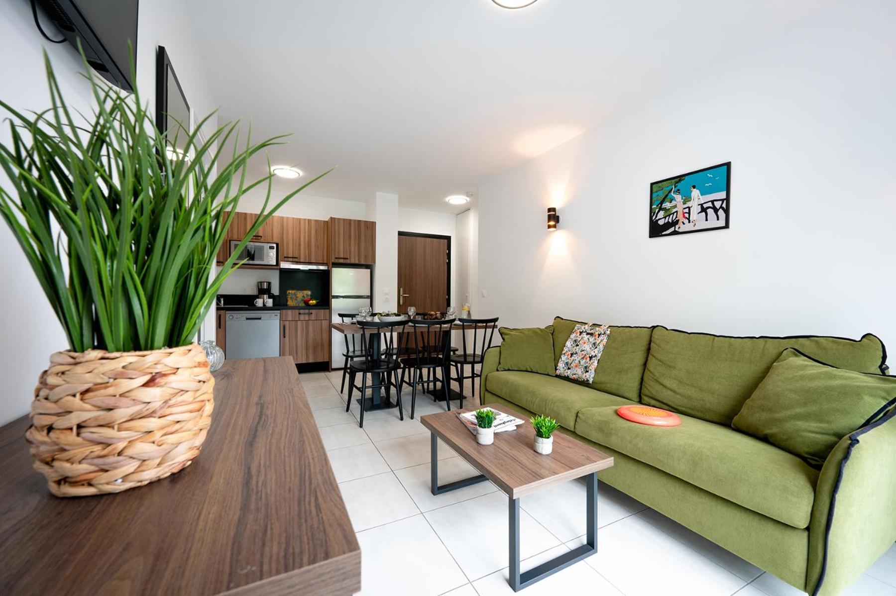 One-Bedroom Apartment