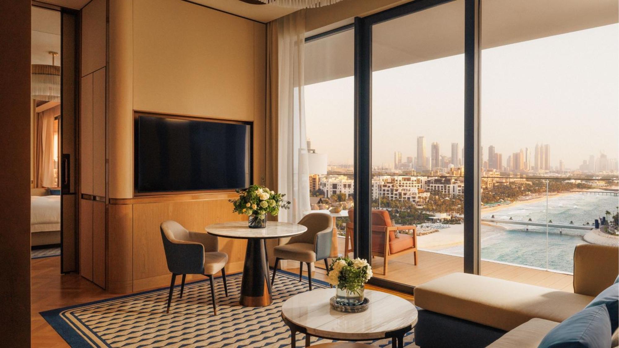 Ocean Deluxe Suite with Burj Al Arab View