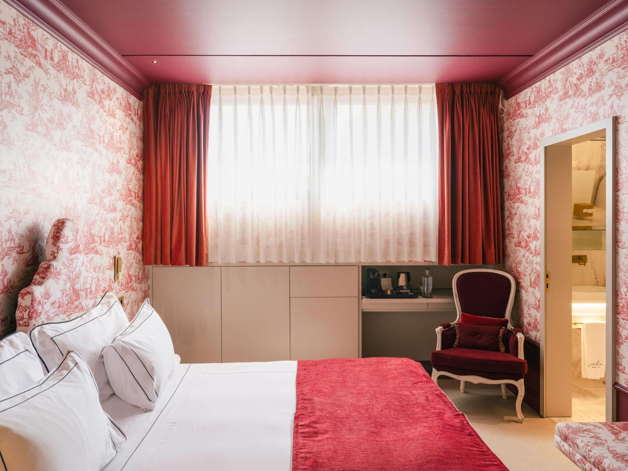 Small Double or Twin Room