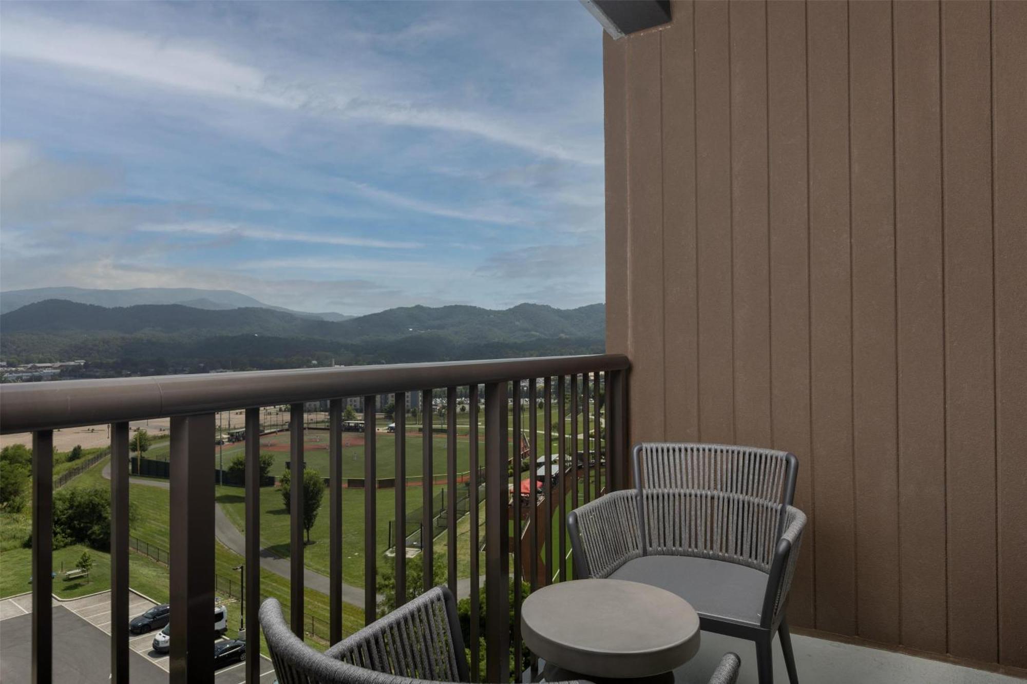 King Studio Suite with Balcony - Hearing Accessible
