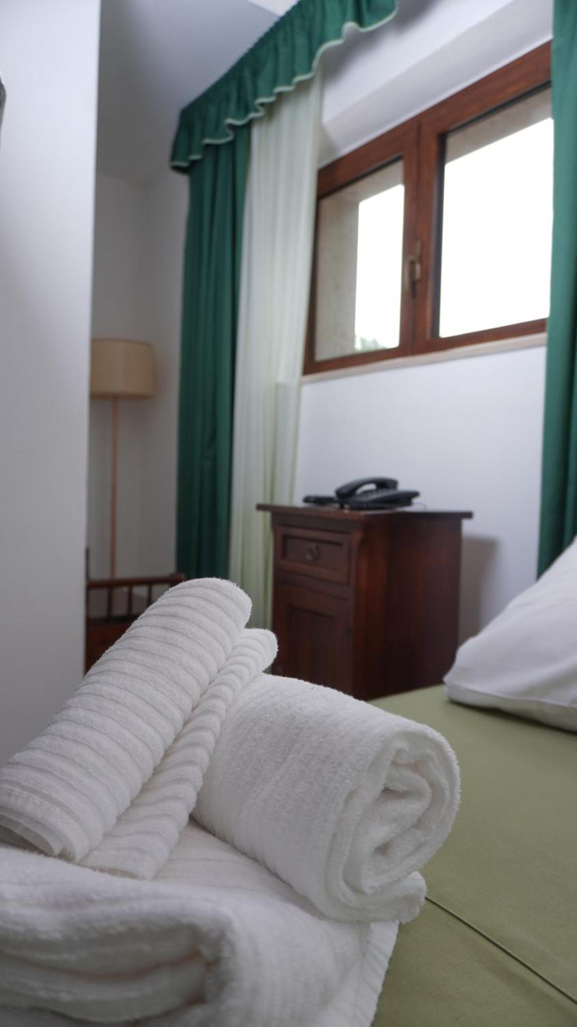 Small Single Room