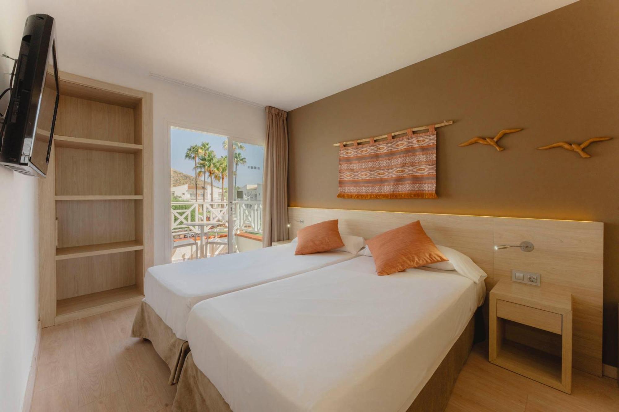 Double Room,1697787976:JPEG