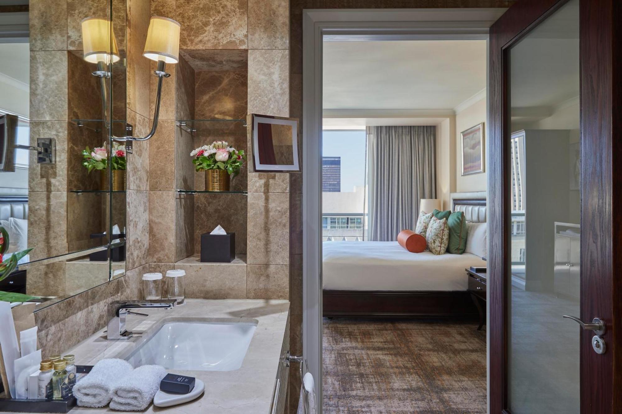 Suíte de 2 Quartos com Acesso ao Lounge Executivo