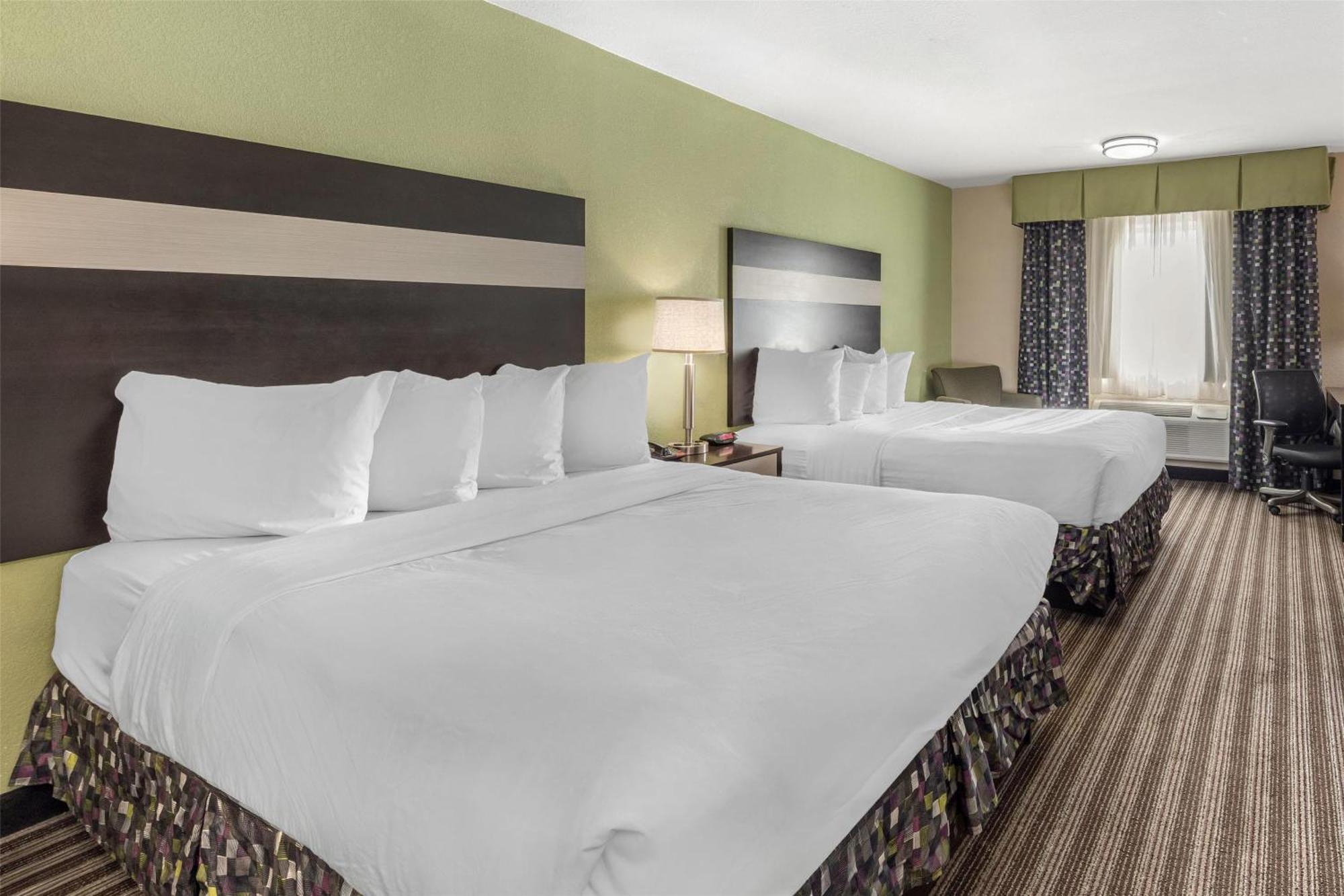 Queen Room with Two Queen Beds - Non-Smoking