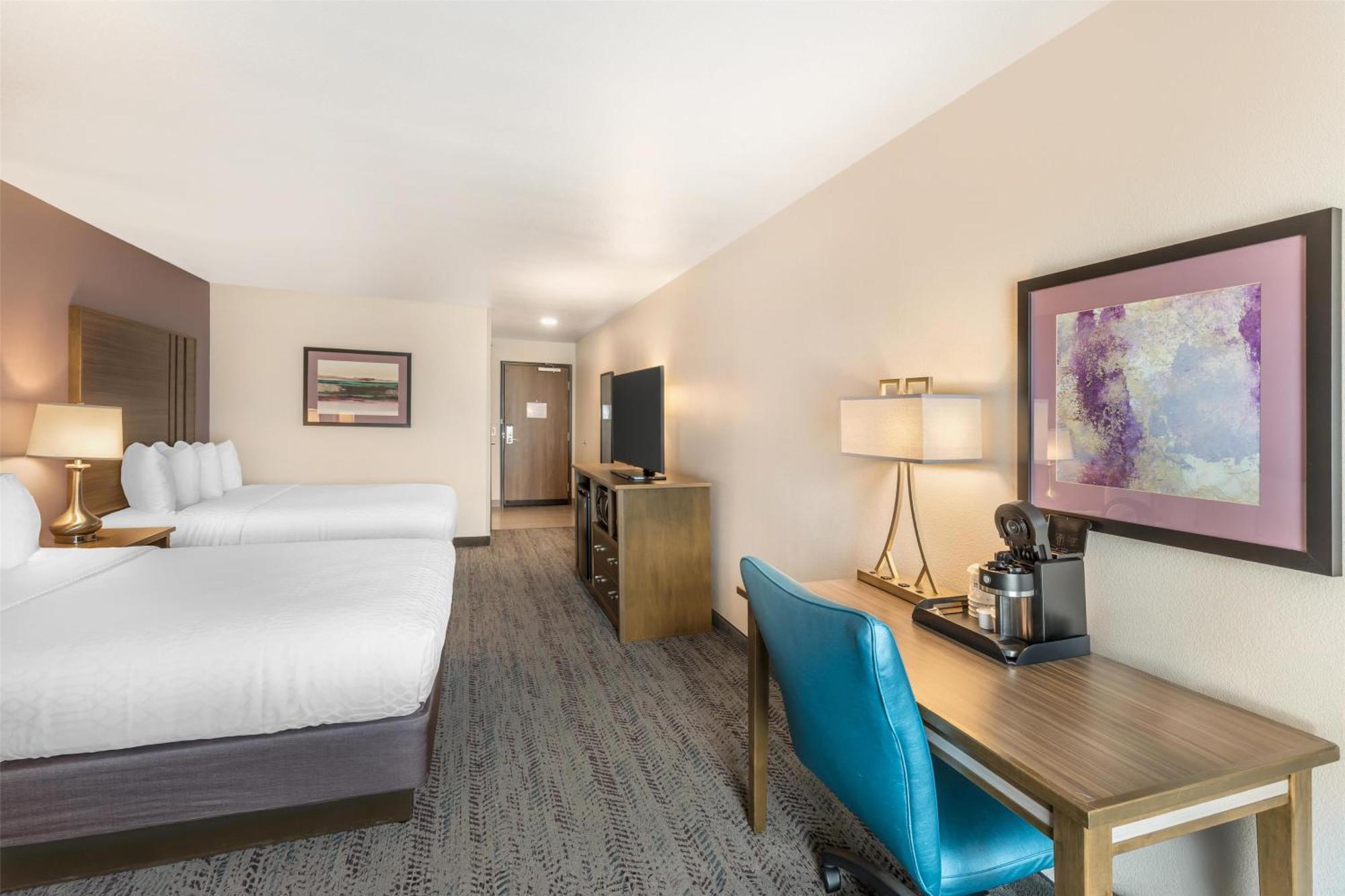 Queen Room with Two Queen Beds - Non-Smoking