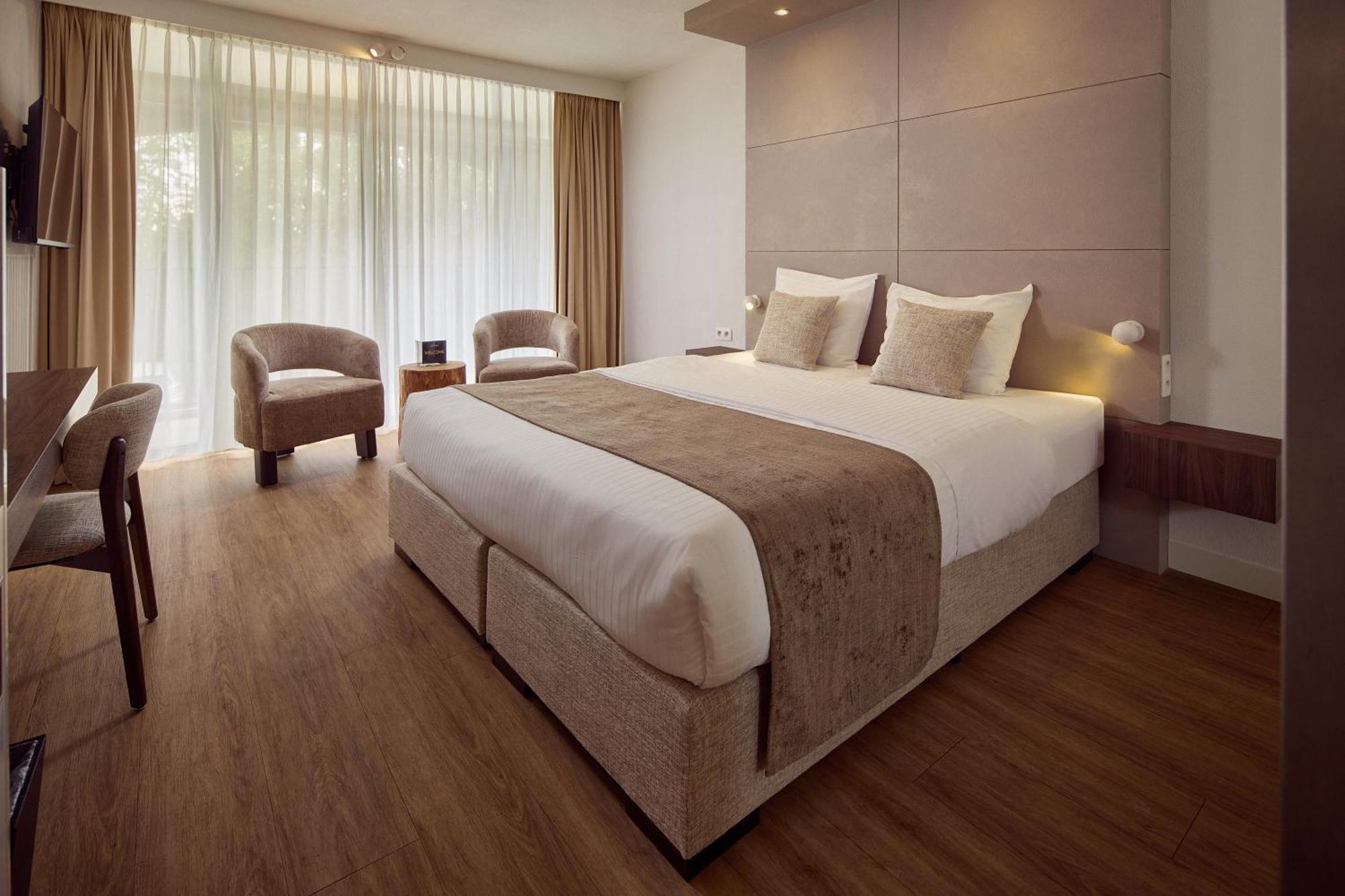 Standard Double Room,706067461:JPEG