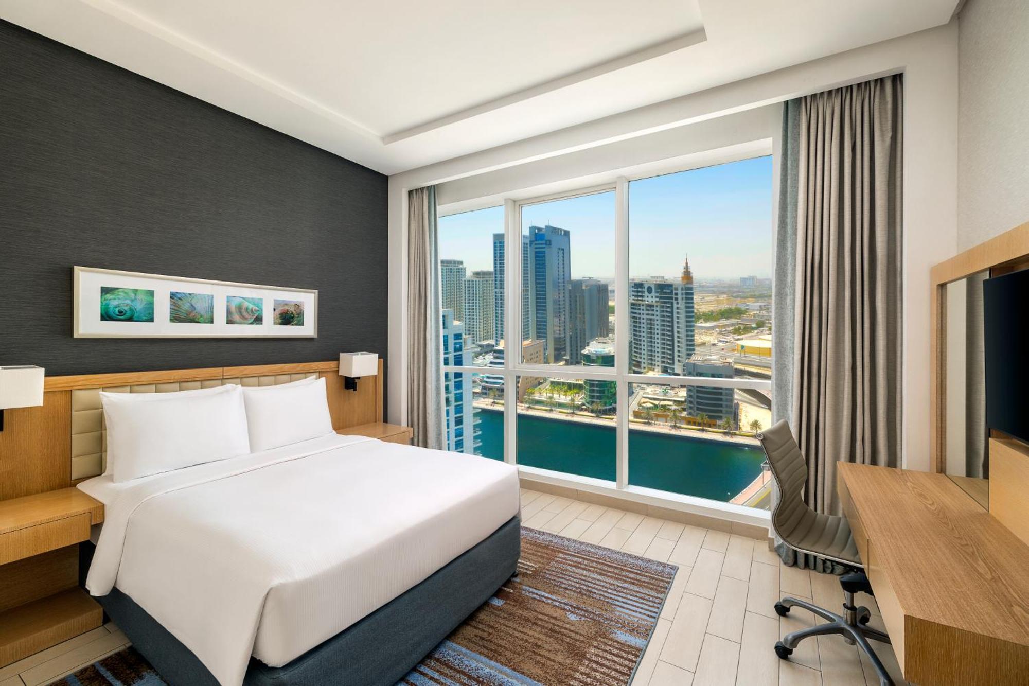 Three-Bedroom Suite with Kitchen - Panoramic Sea View