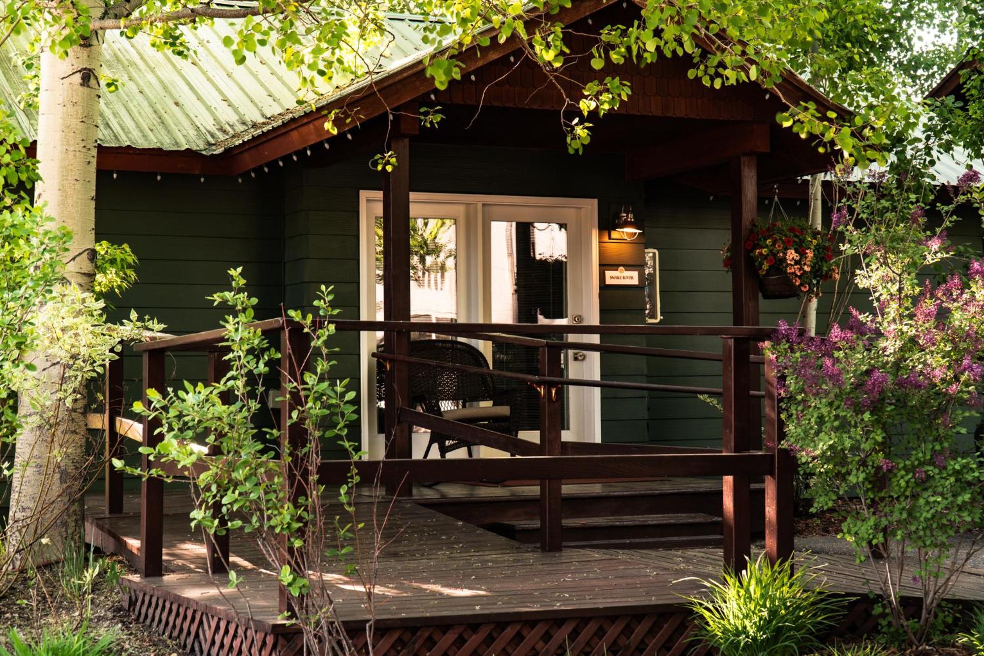Superior Cottage
