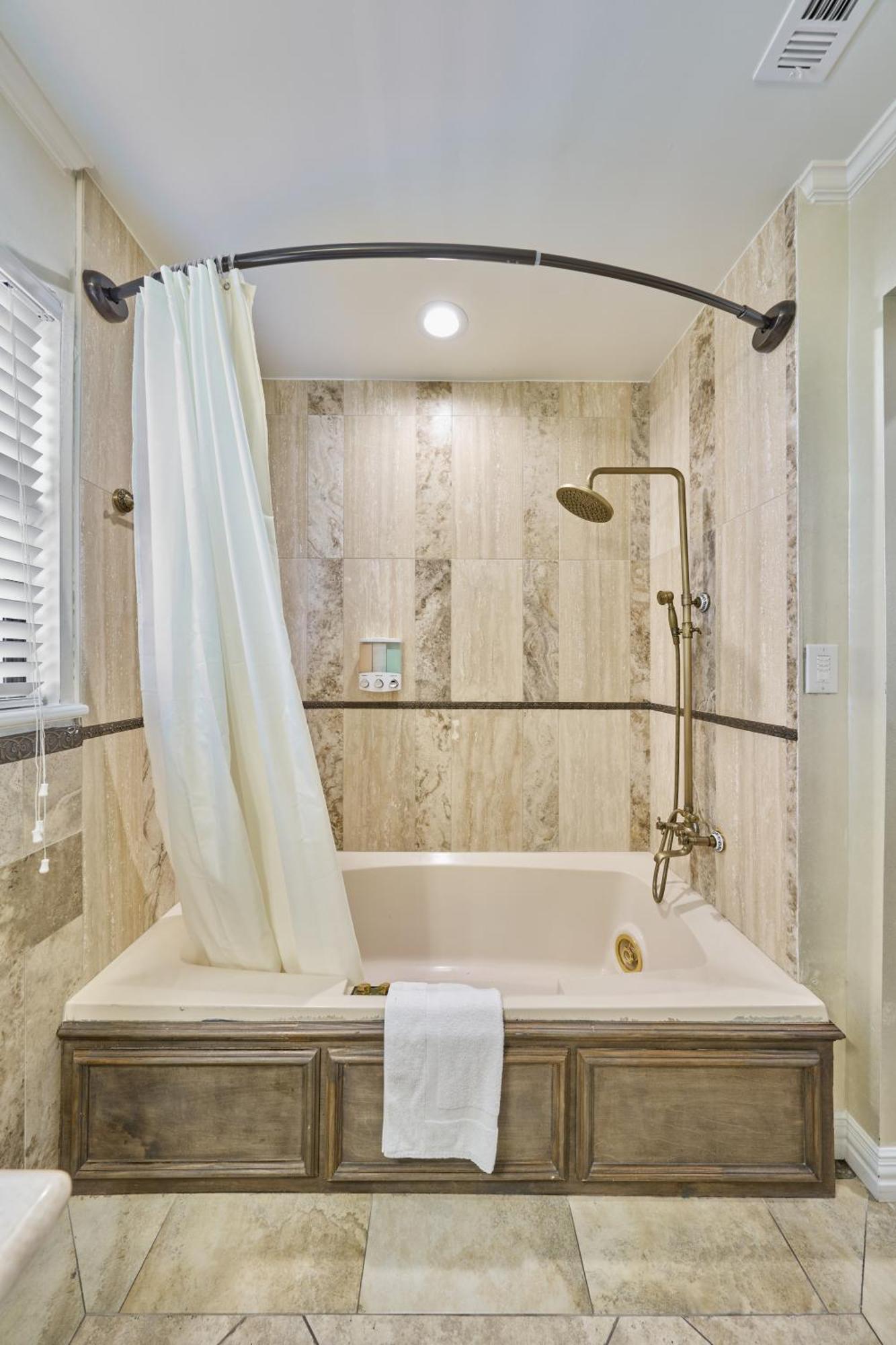 Skylight Tower Suite