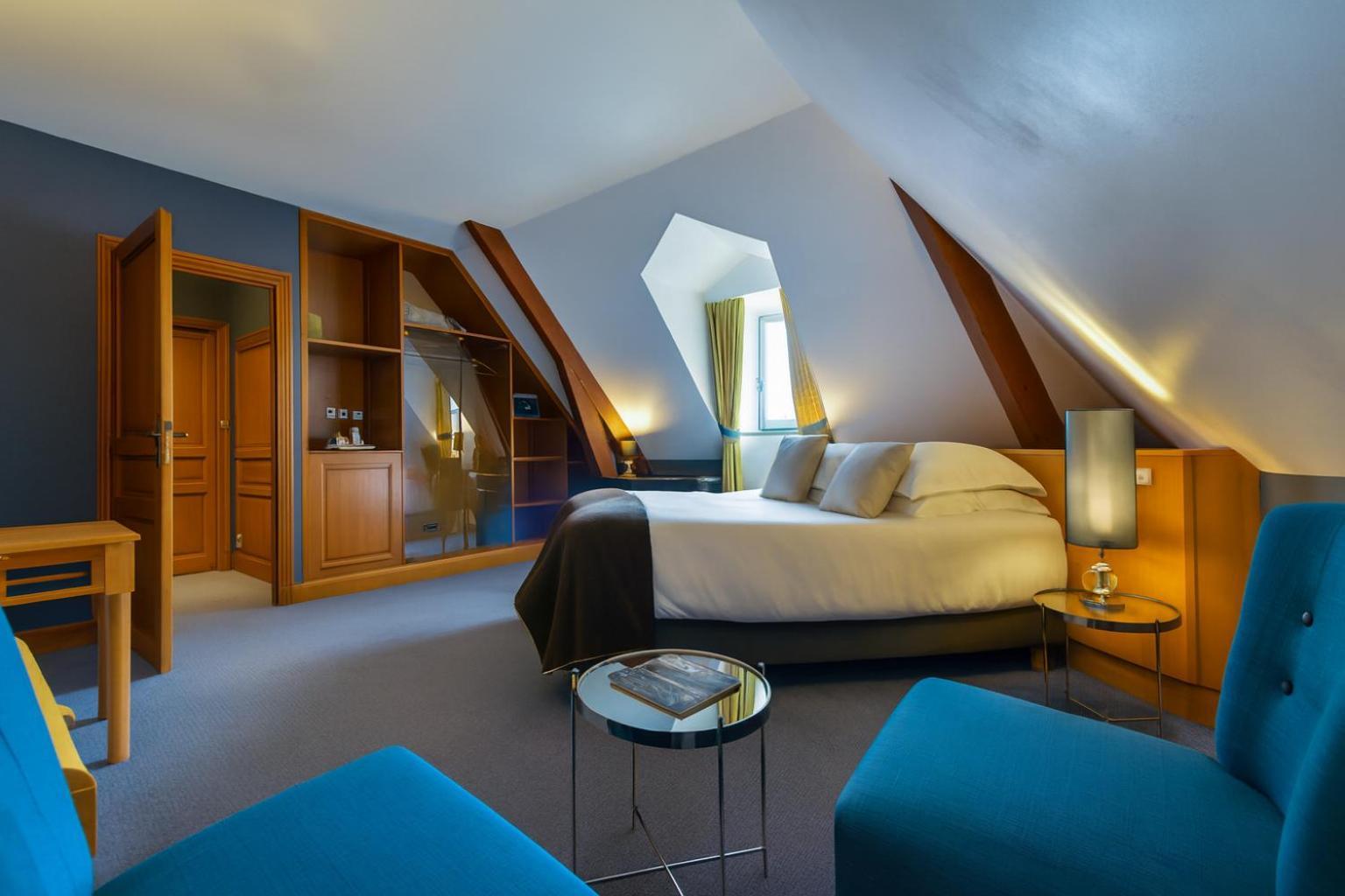 Classic Room,1705579348:JPEG