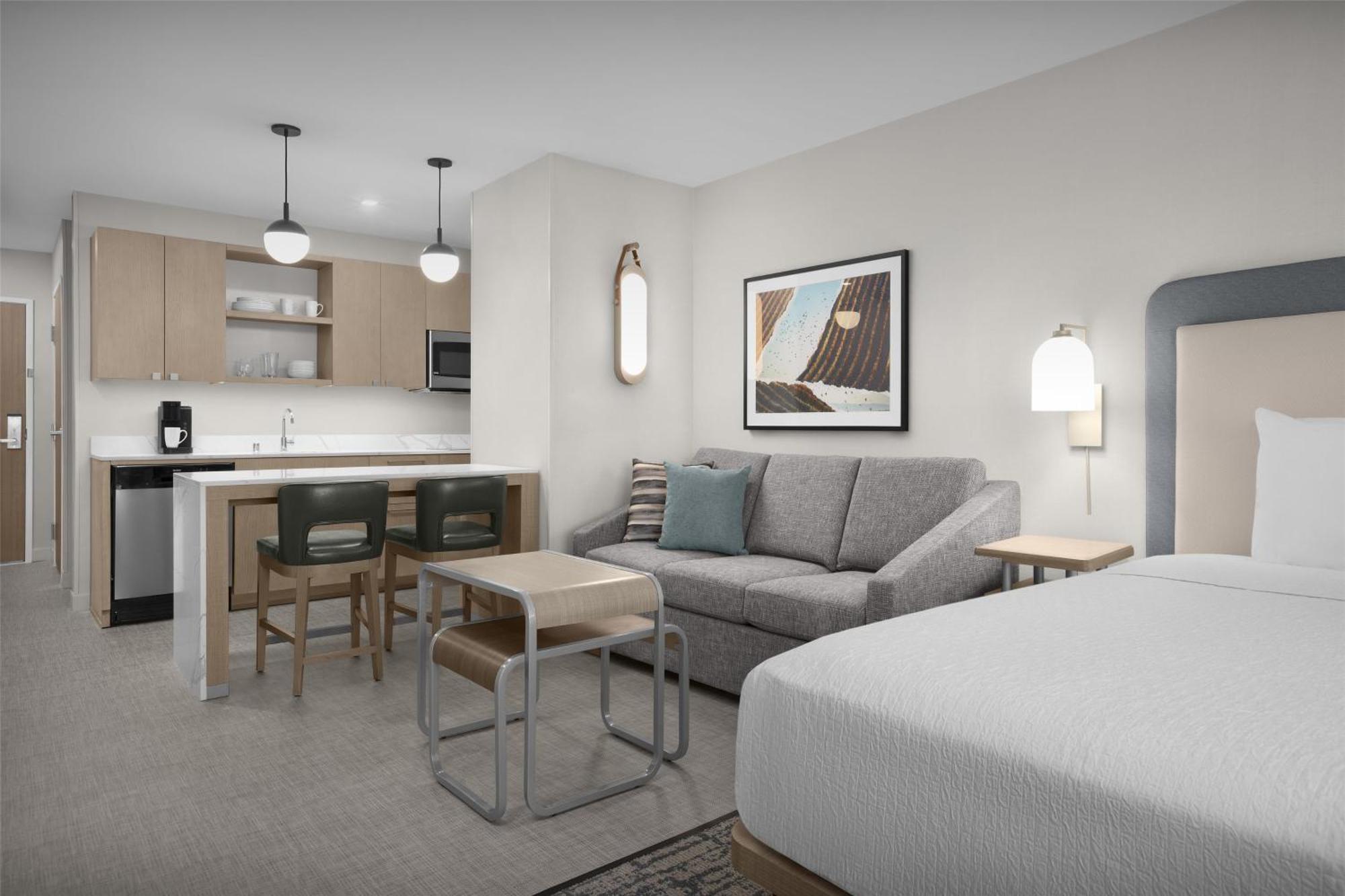 King Studio Suite