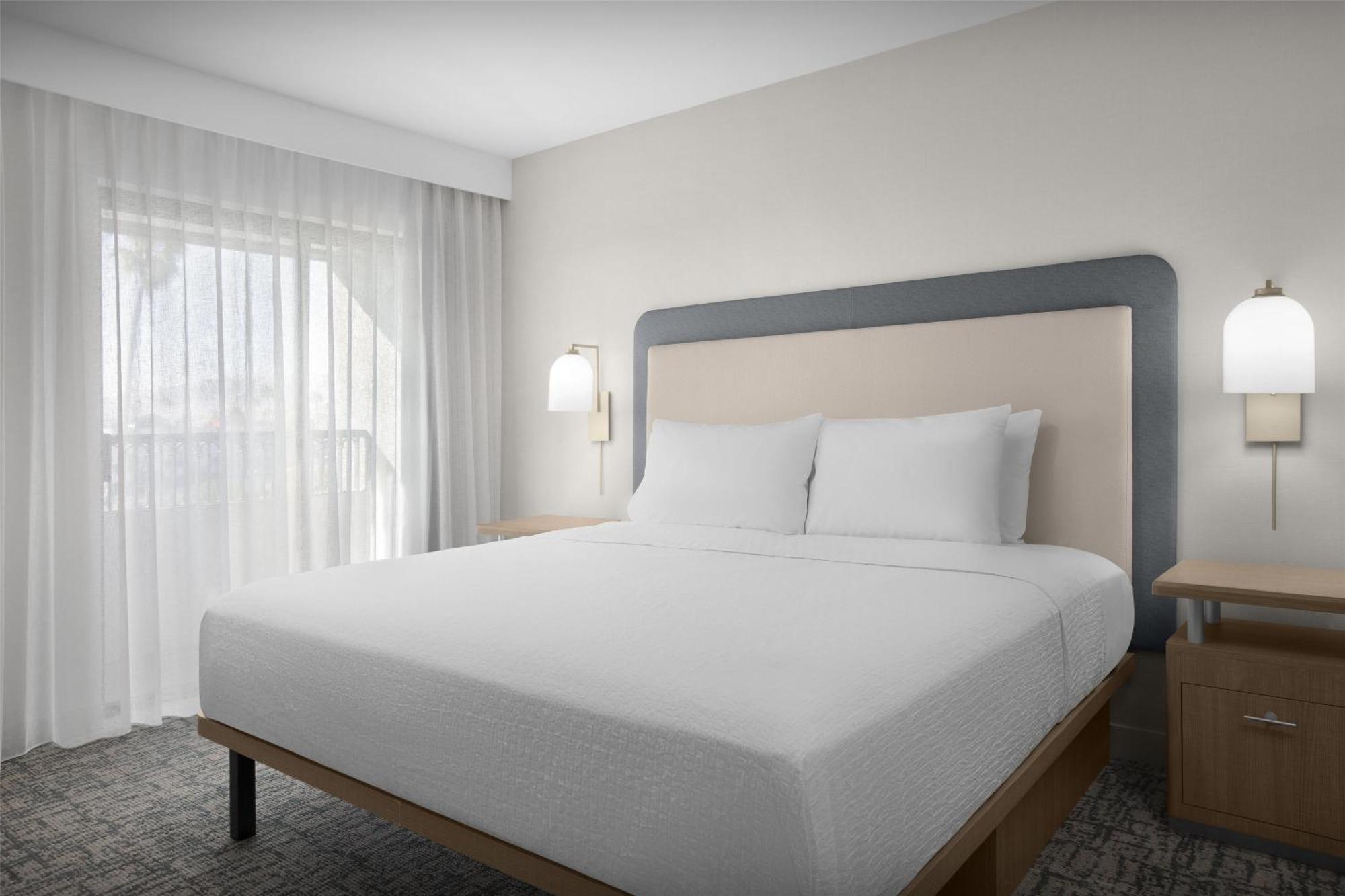 One-Bedroom King Suite