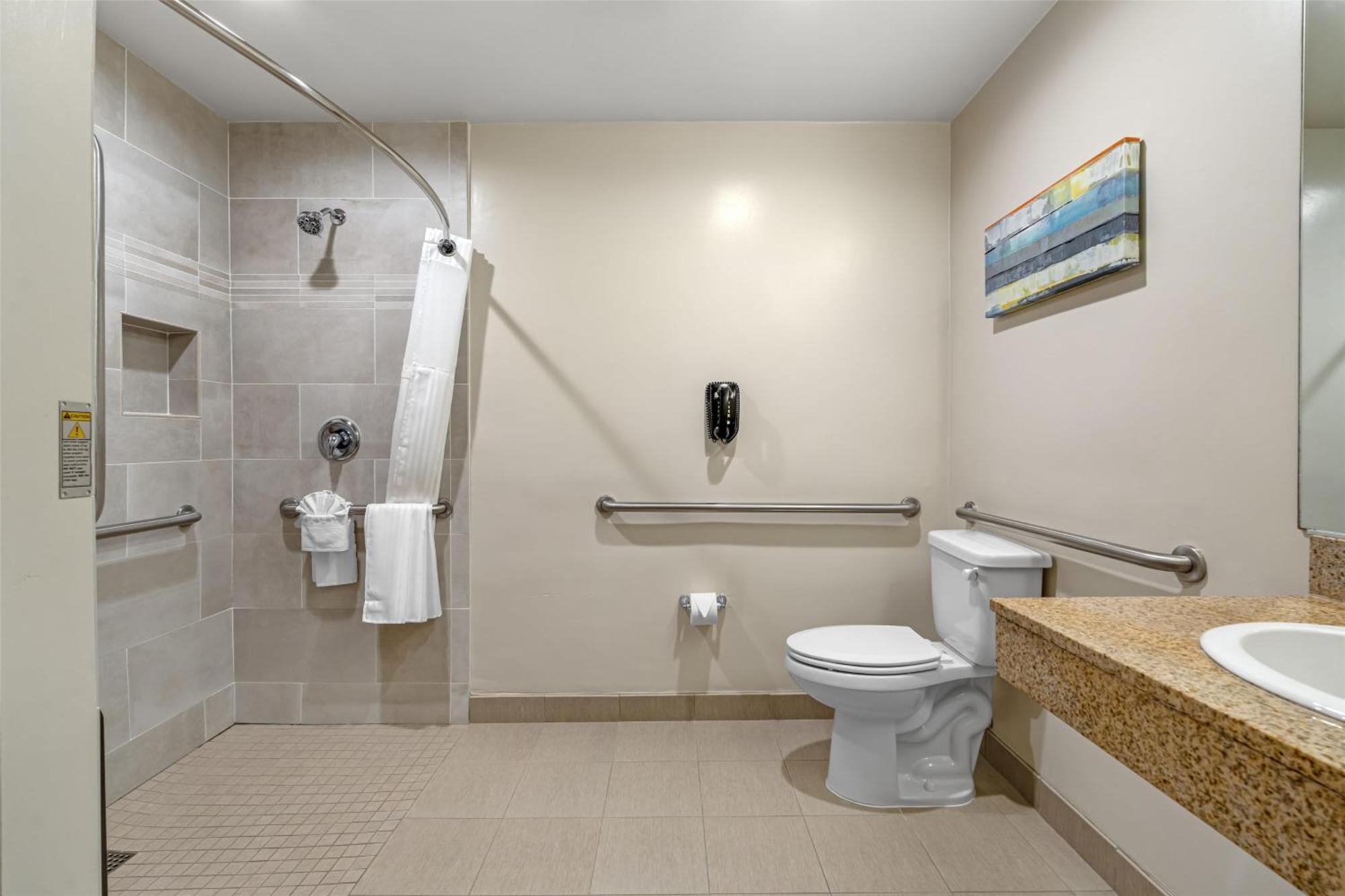 Habitación Doble con 2 camas dobles y ducha a ras de suelo - Adaptada para personas de movilidad reducida