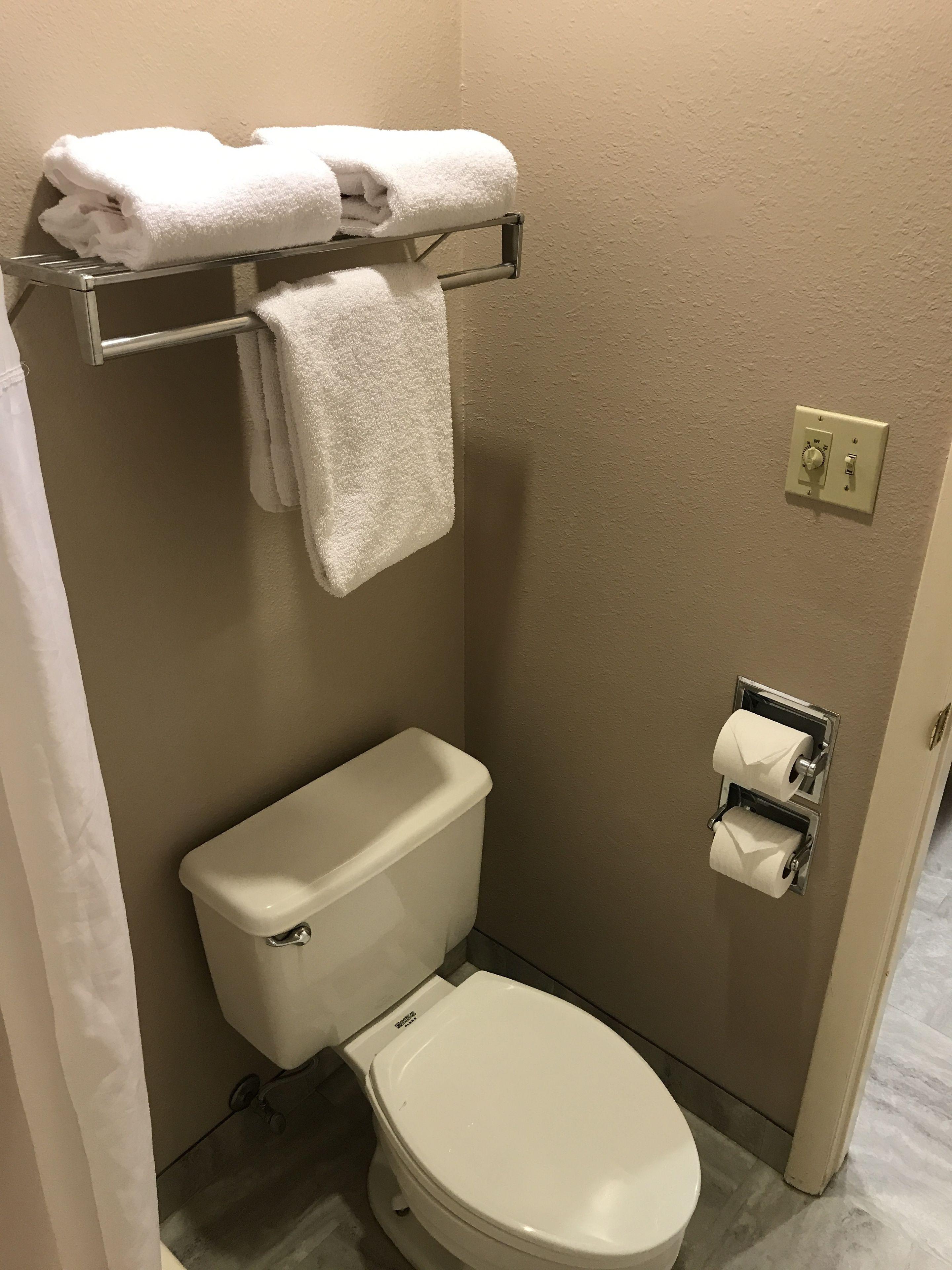 King Room - Non-Smoking