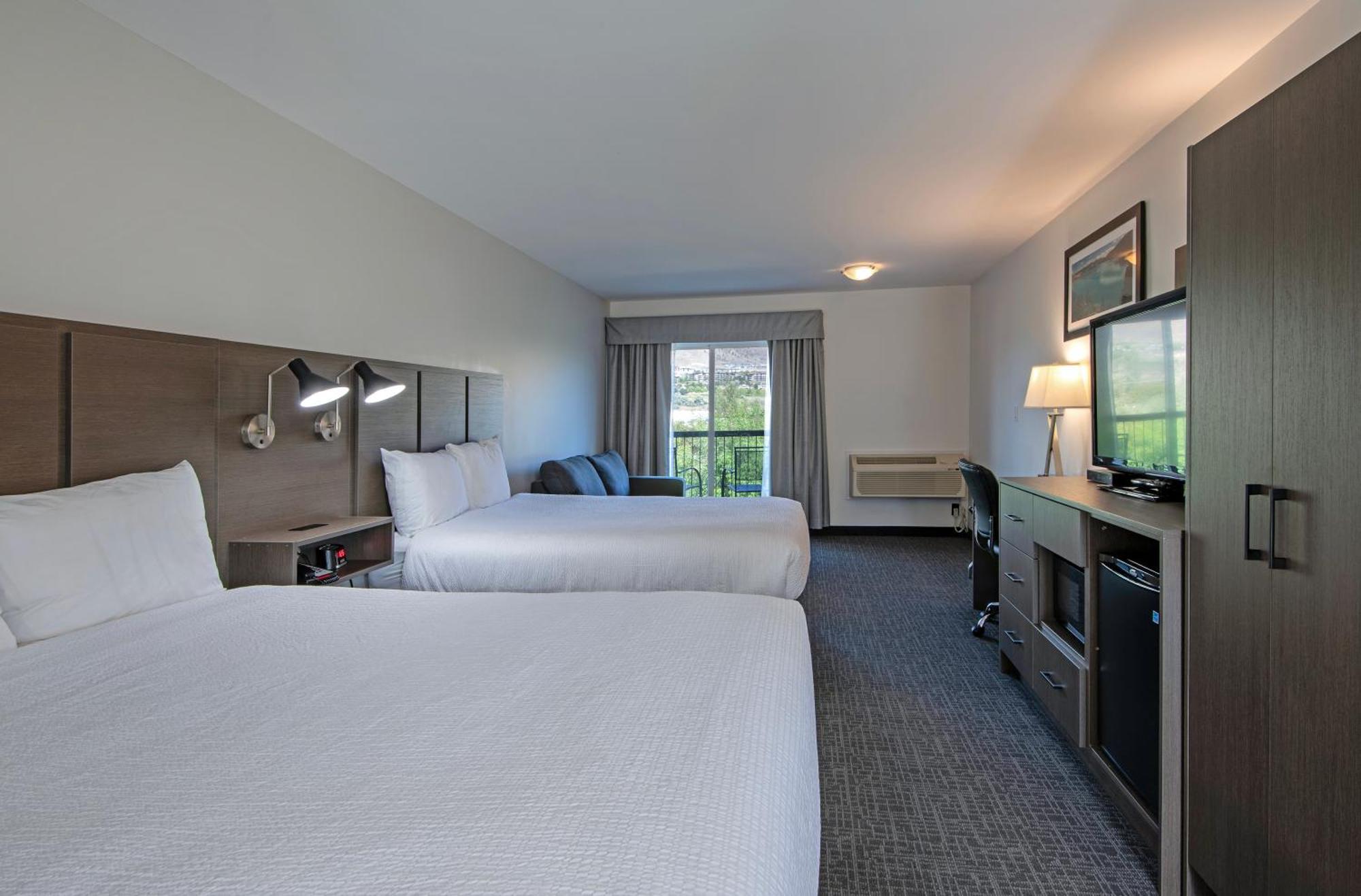 Queen Room with Two Queen Beds - with Balcony
