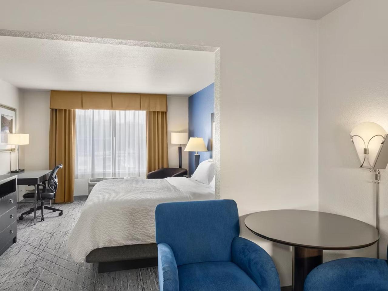 One-Bedroom King Suite,1706898266:JPEG