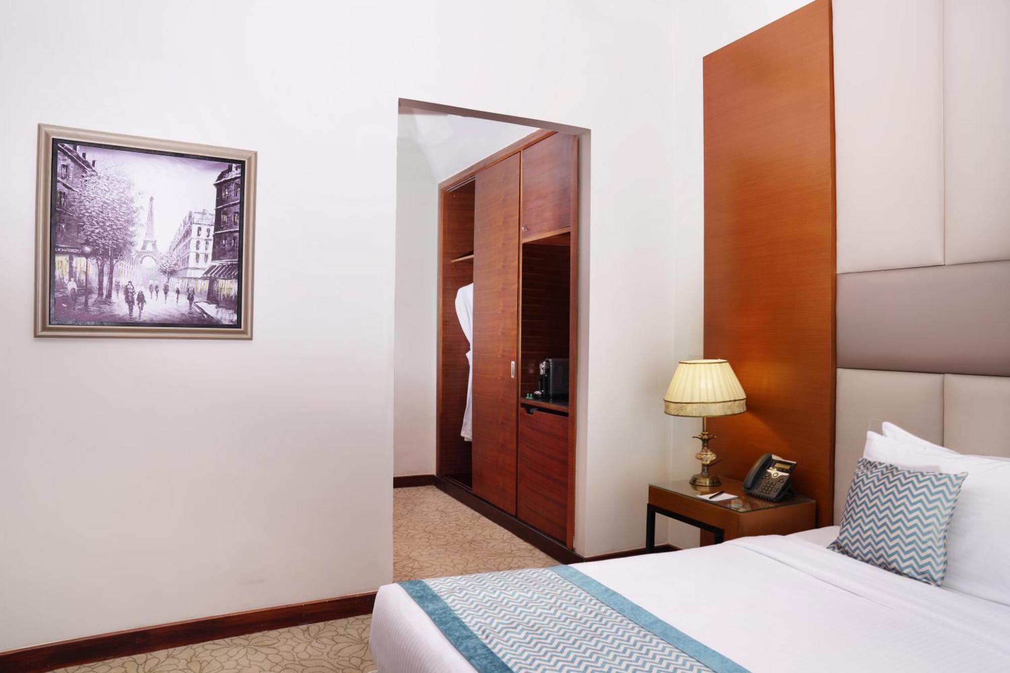 Executive Suite