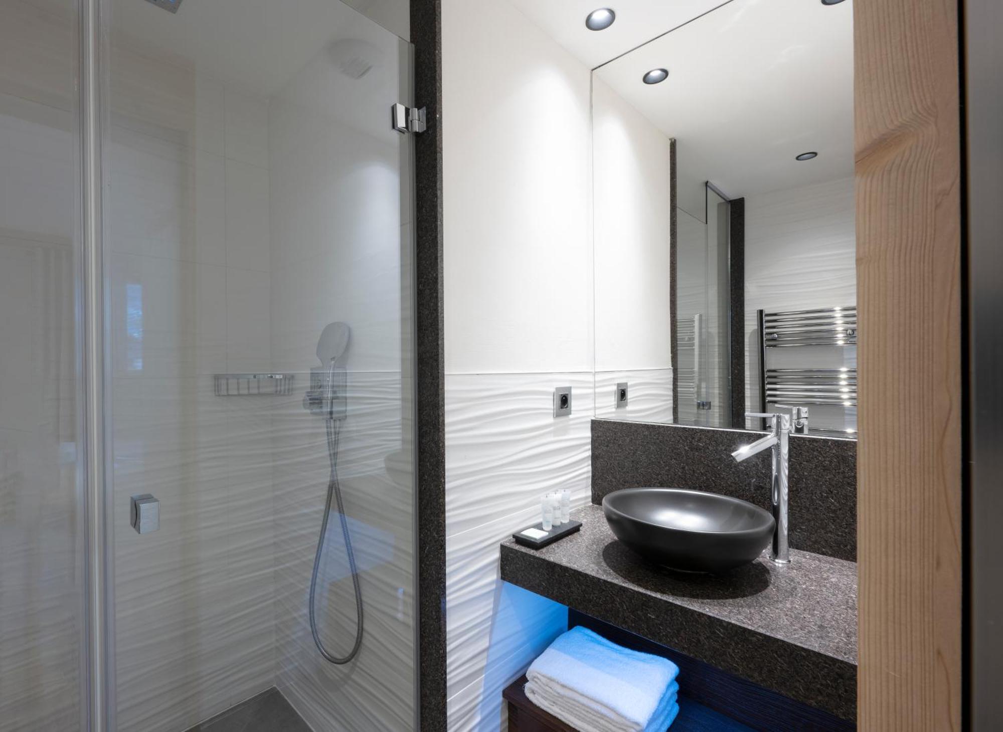 Appartement 2 Chambres Confort Plus pour 6 Personnes - Accès au Spa