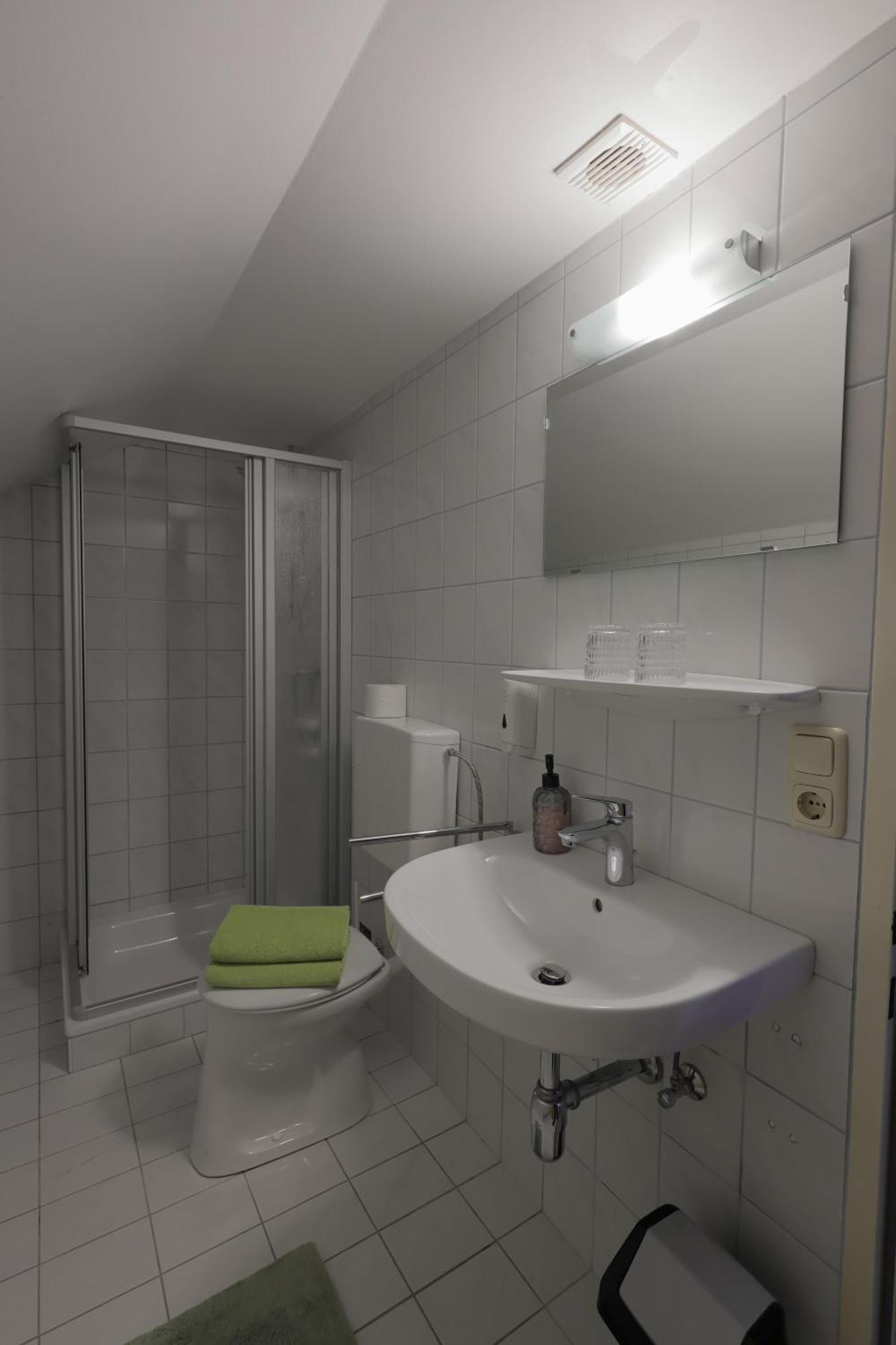 Doppelzimmer mit Balkon