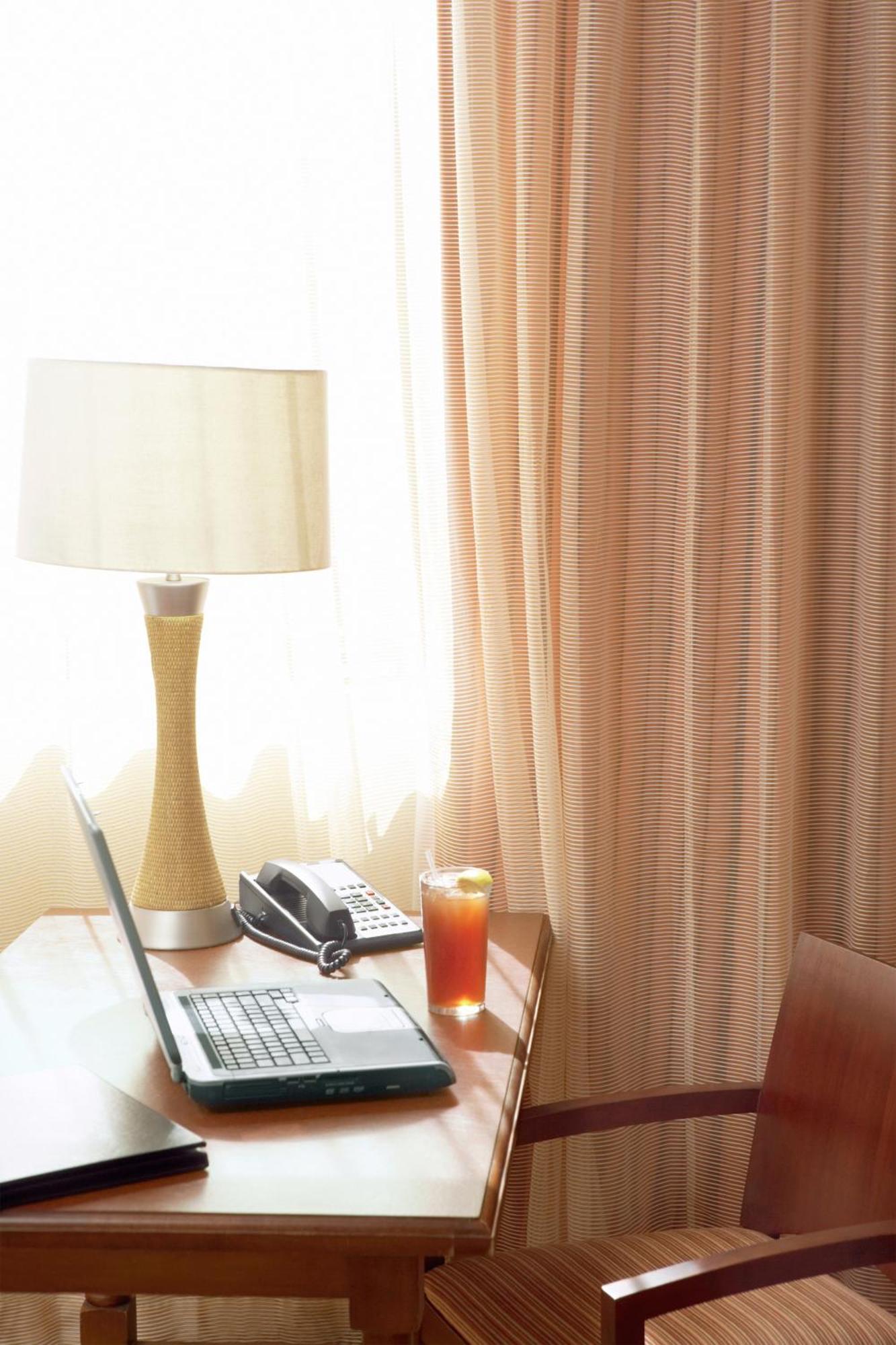 Executive King Room - Non-Smoking