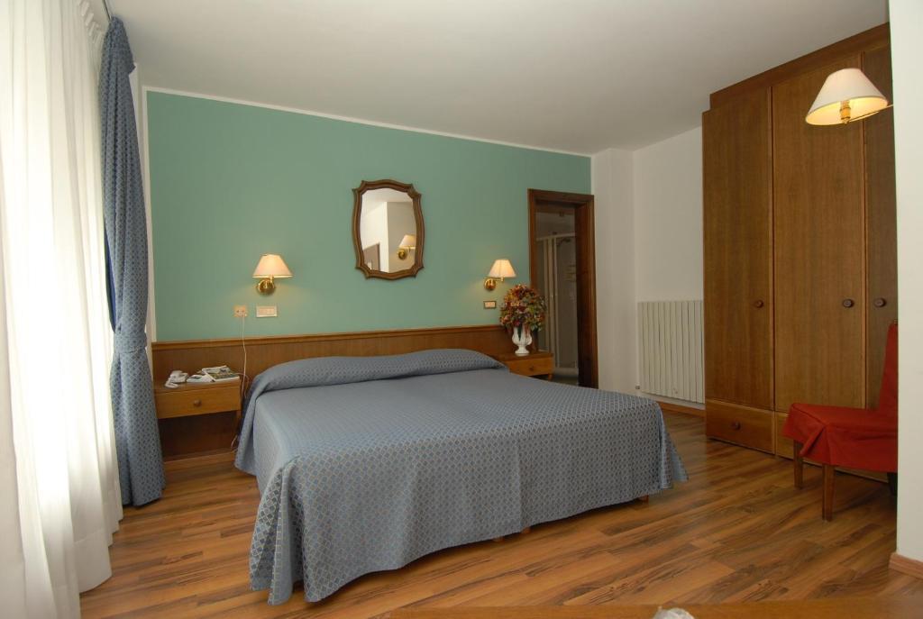 Classic Double or Twin Room,20369937:JPEG
