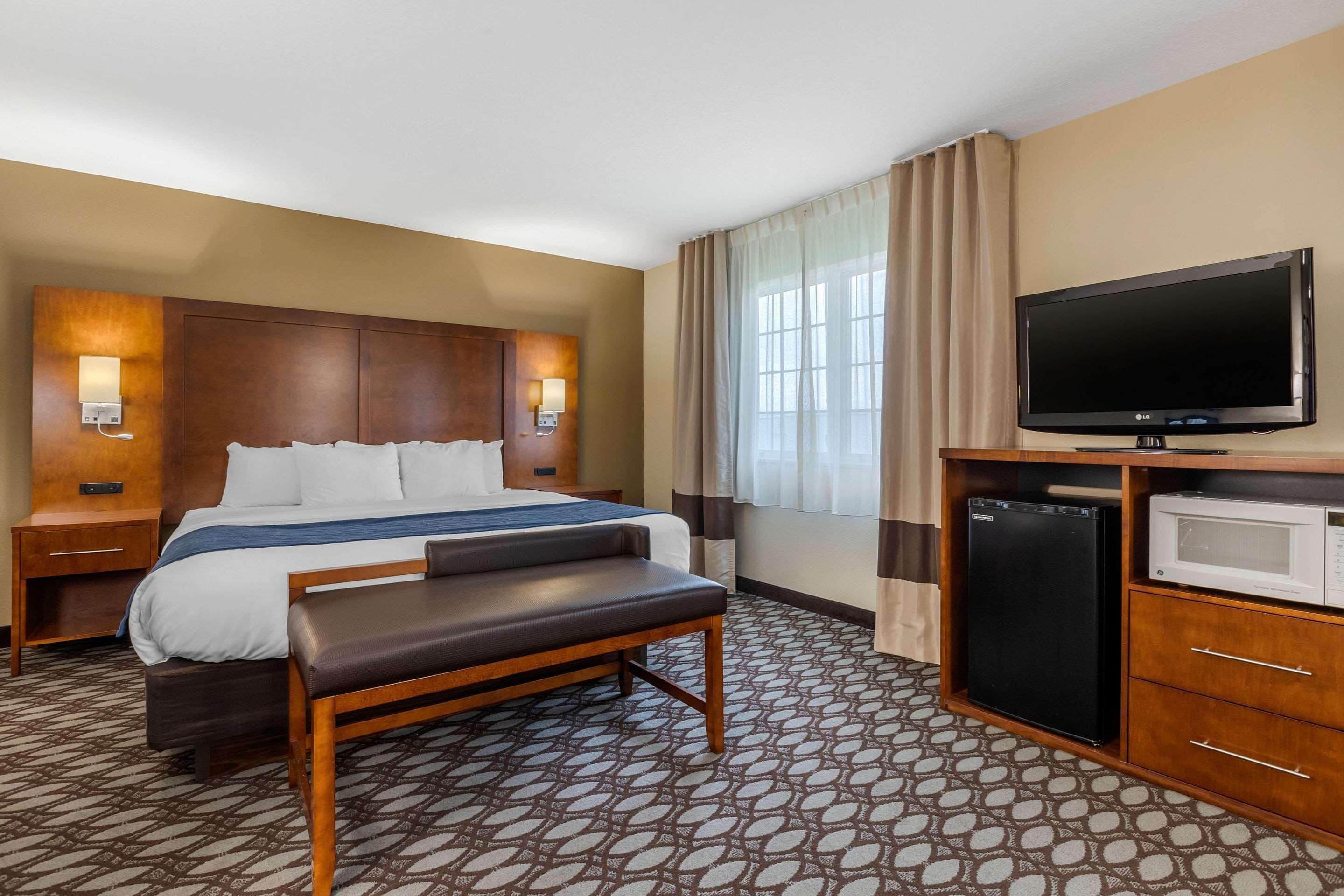 King Suite with Sofa Bed - Non Smoking