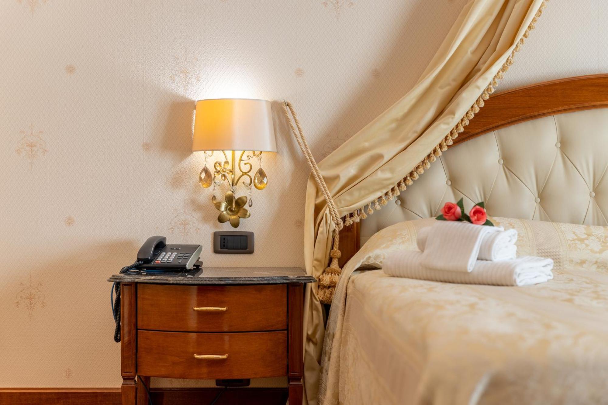Standard Double Room,1710607795:JPEG
