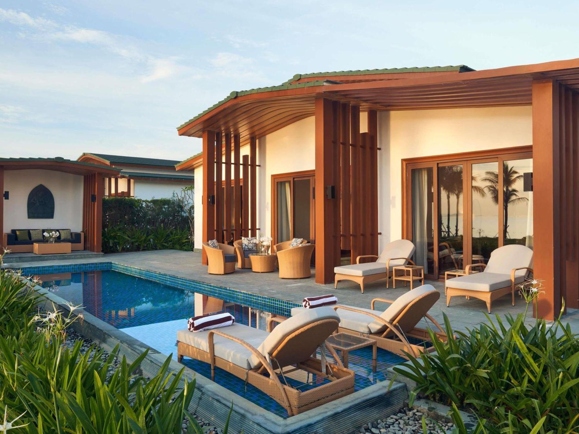 Three-Bedroom Pool Villa with Sea View
