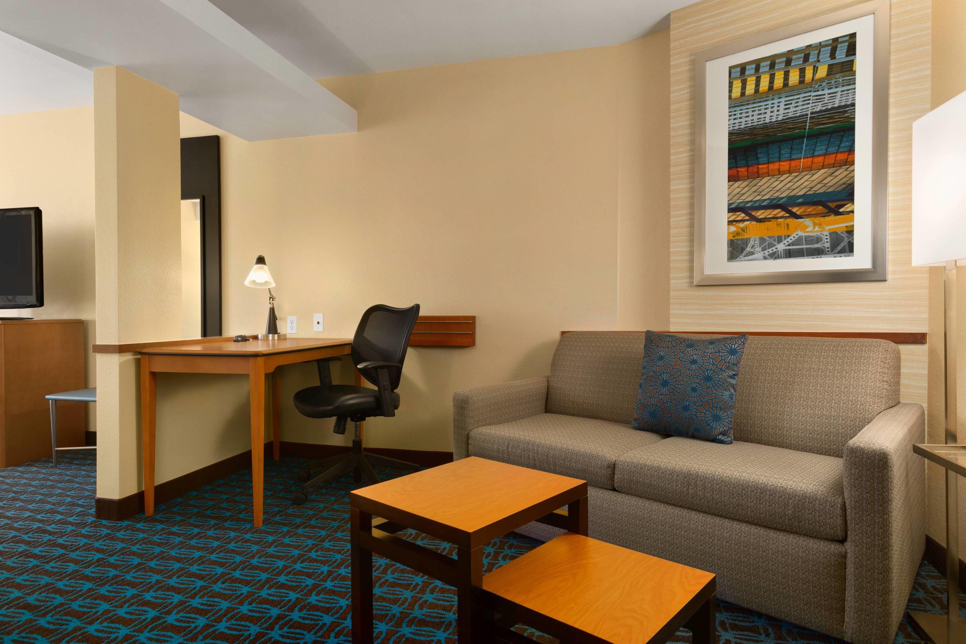 Studio with Two Queen Beds, Bathtub and Sofa Bed - Mobility Access/Hearing Accessible