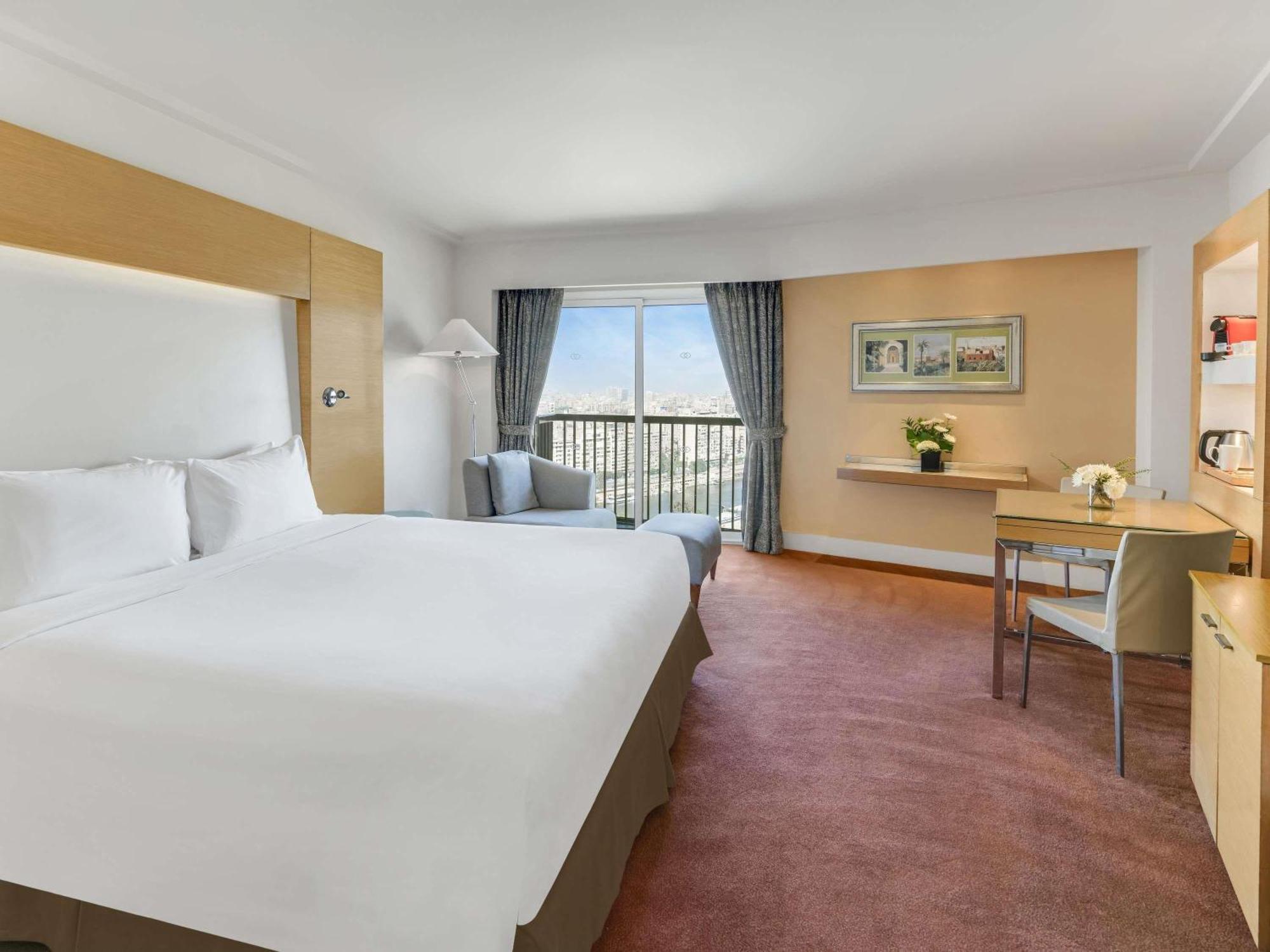 Premium King Room on High Floor Partial Nile View,1717012920:JPEG