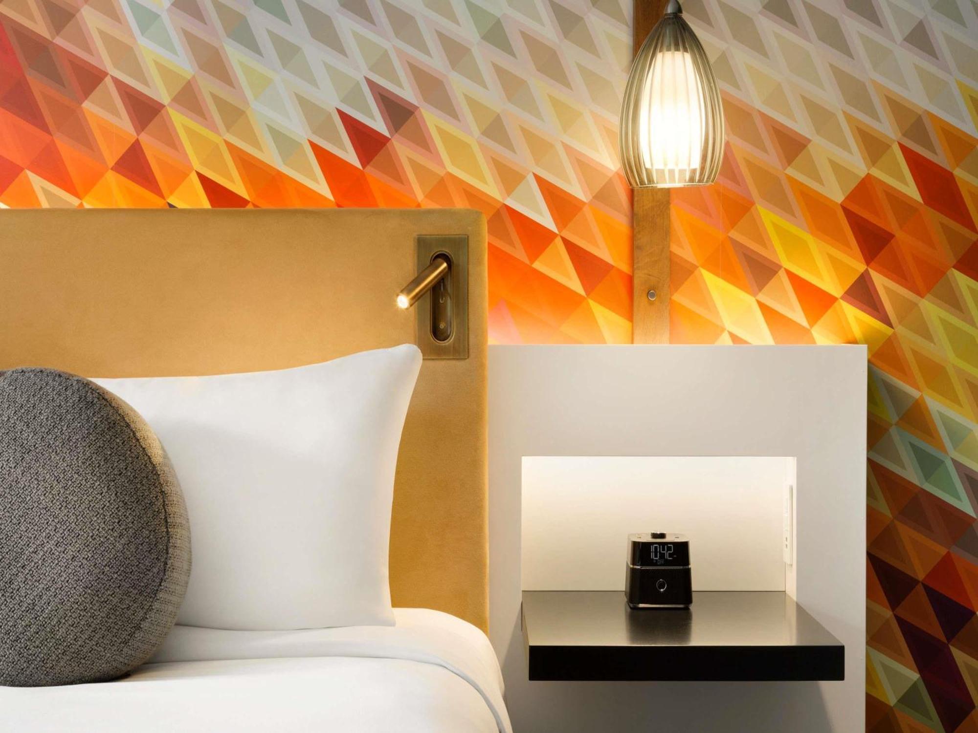 Quarto Duplo com 2 Camas de Casal