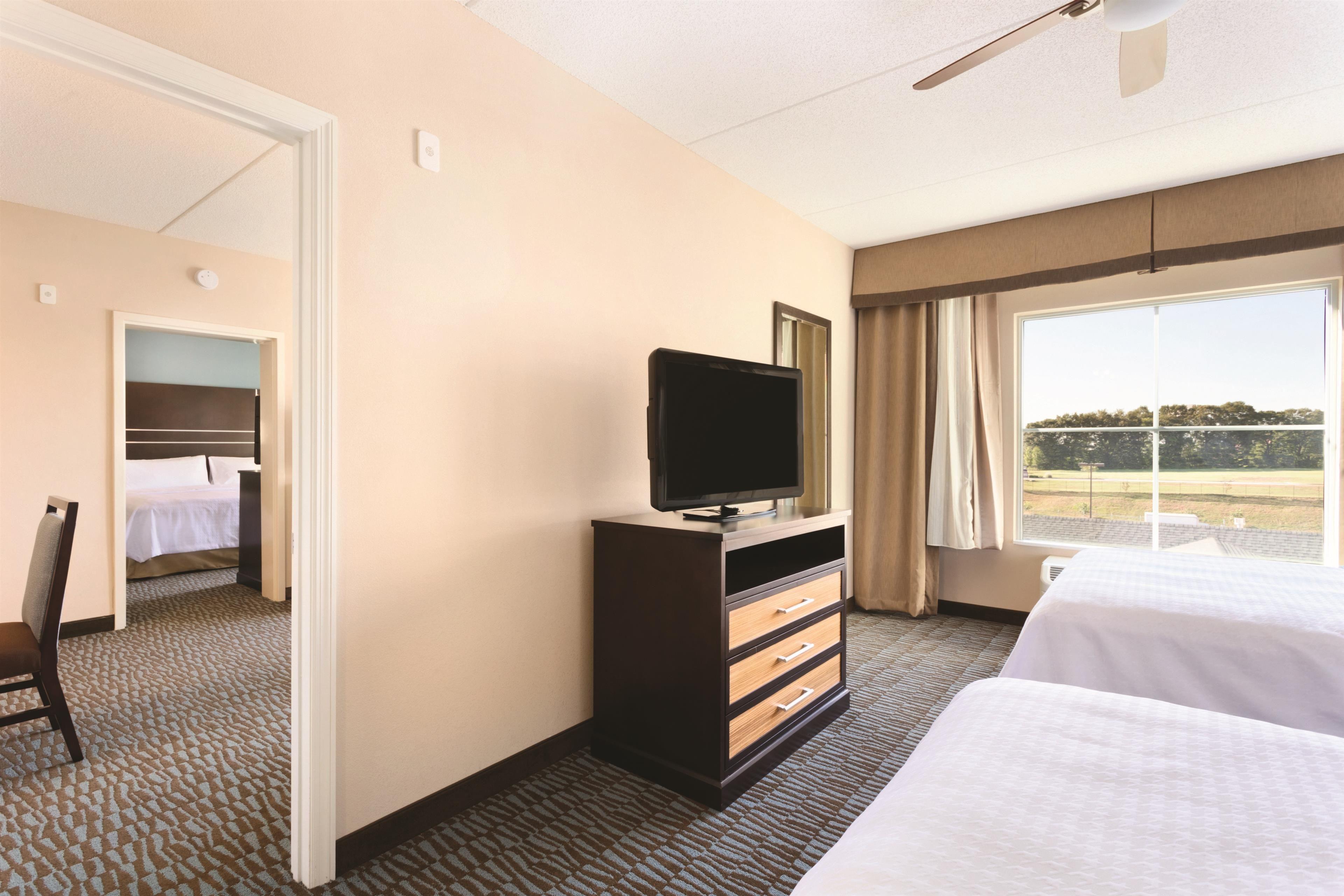 Two-Bedroom Suite - Non-Smoking