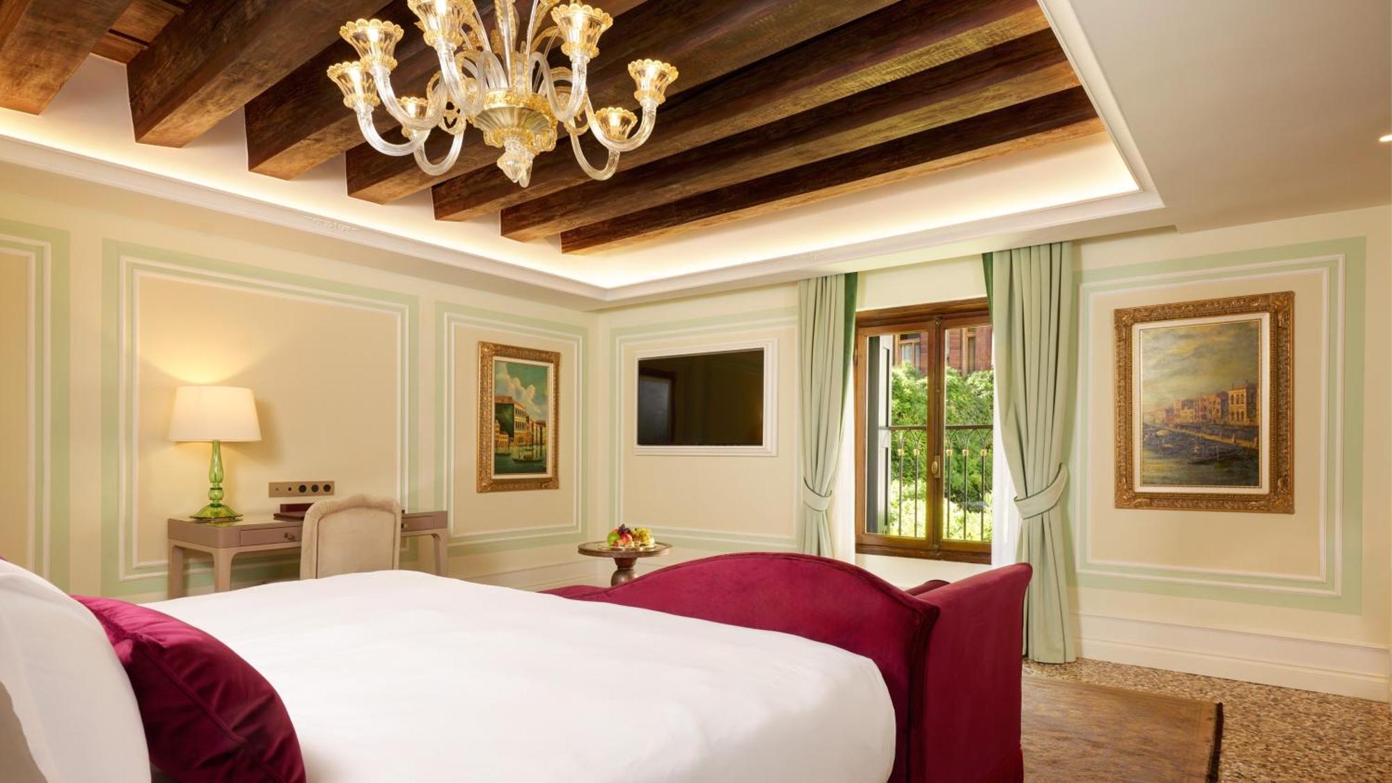 Junior Suite Garden View