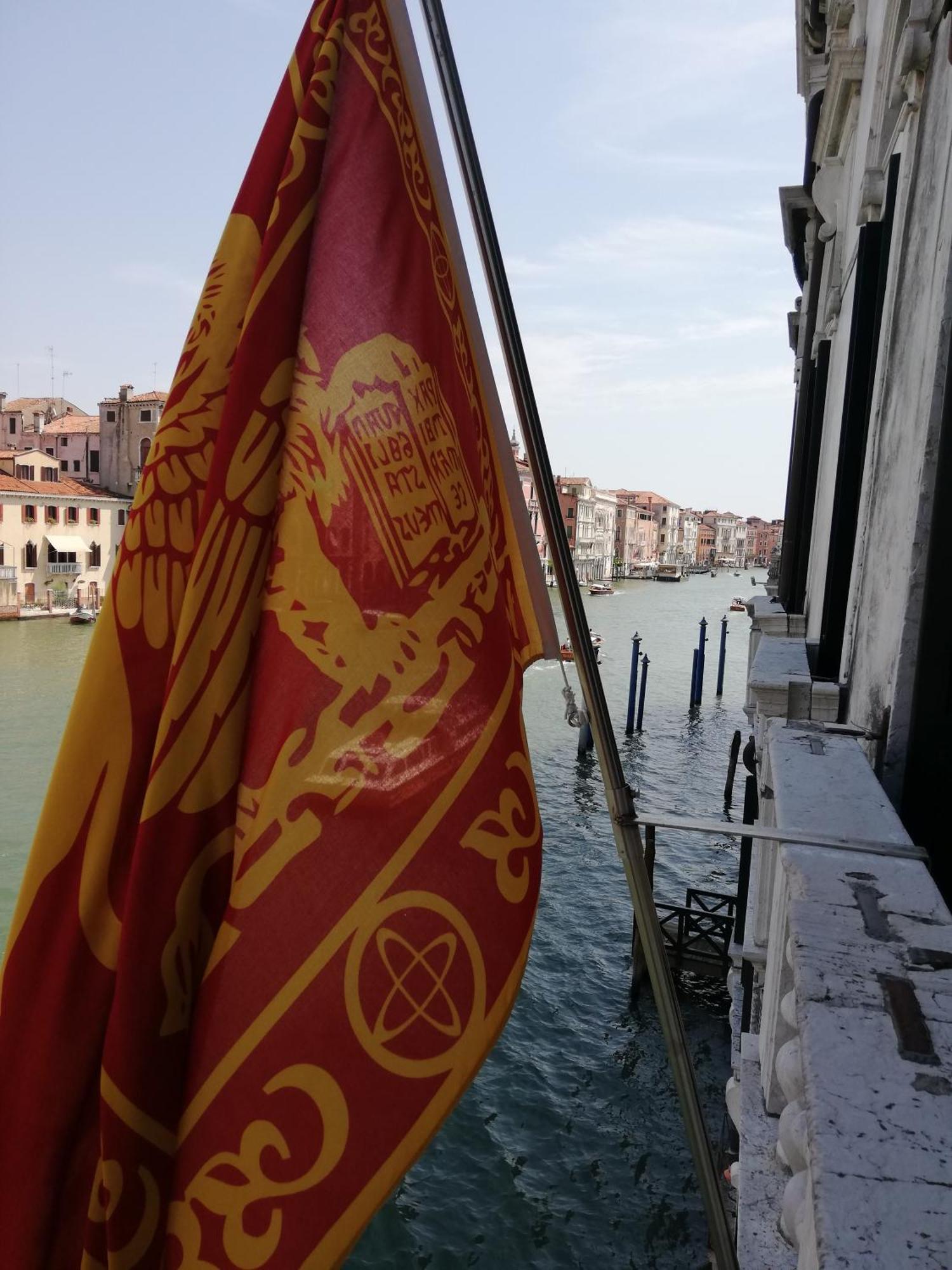 Premium Junior Suite Grand Canal View