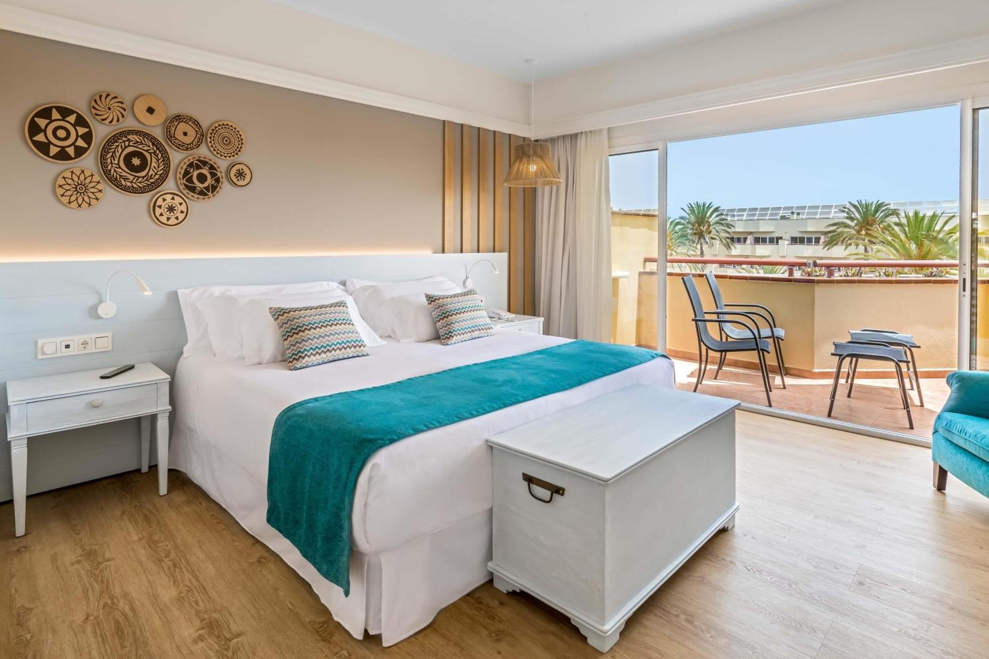 Double Room Pool View,1729991084:JPEG